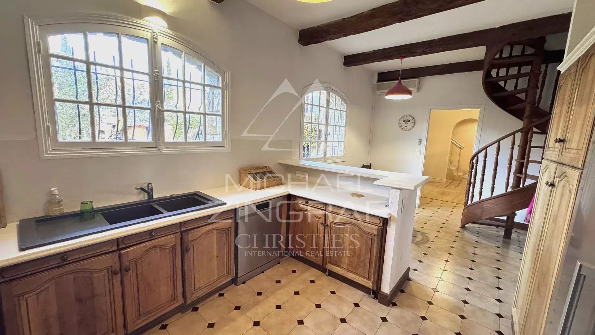 villa 5p view Hills with pool