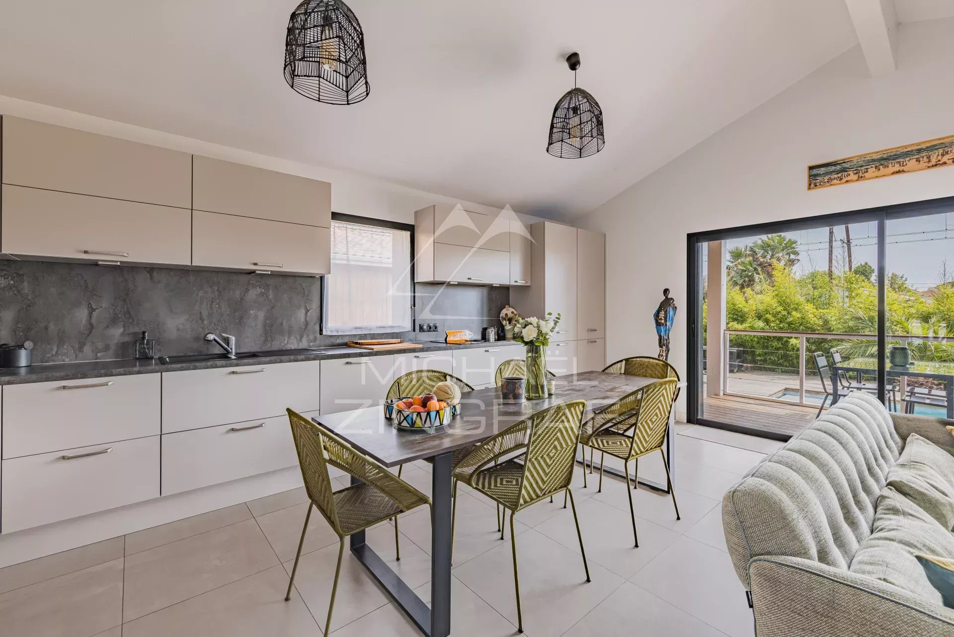Zeitgenössische Villa mit Garten, Pool und Terrassen nahe dem Bassin d’Arcachon