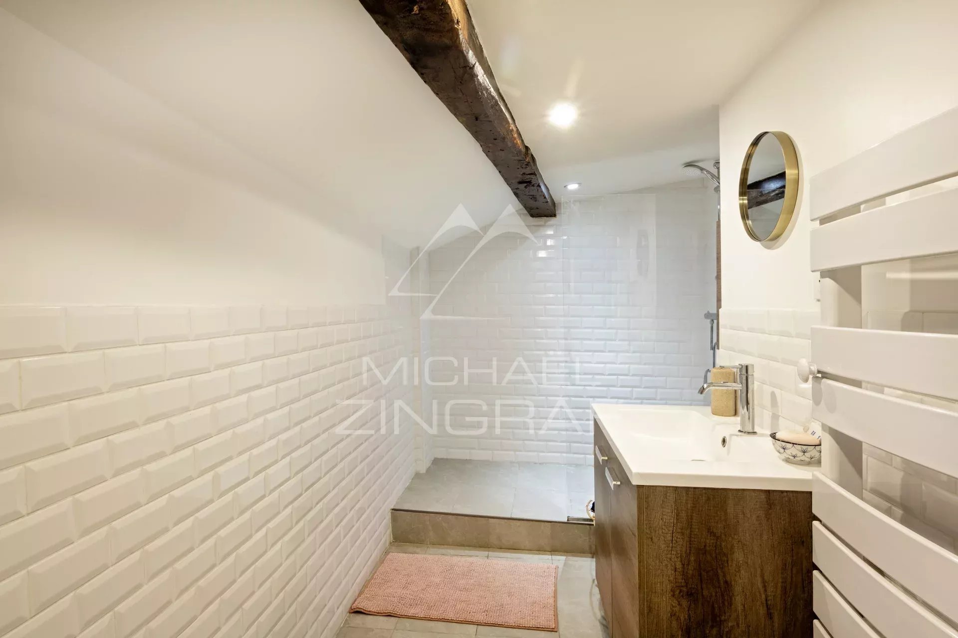 To Sell - 3 Bedrooms - Rue de Babylone