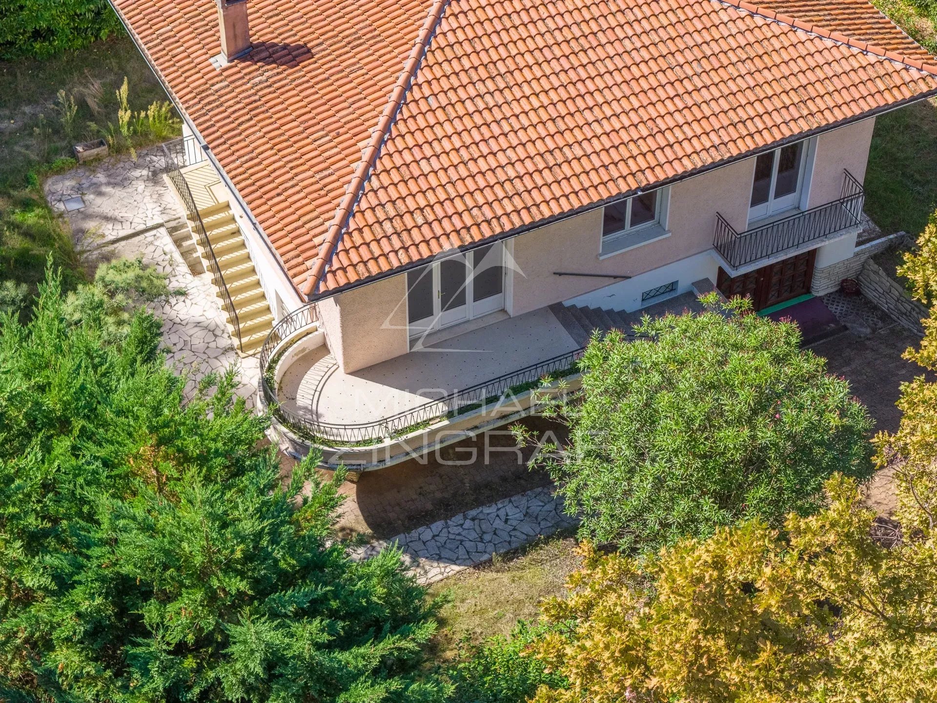 Quartier Pereire - Villa à rénover -