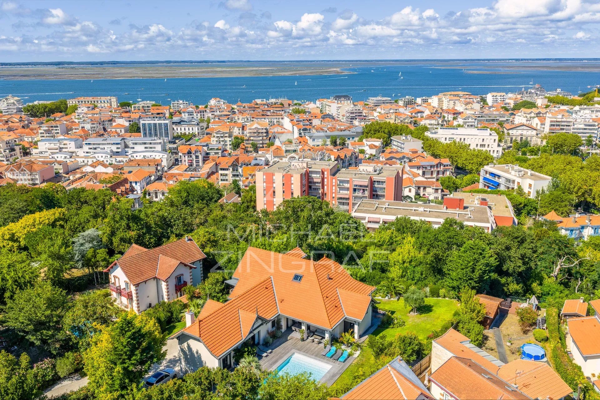 Villa d’Exception – Vue Panoramique sur le Bassin d’Arcachon
