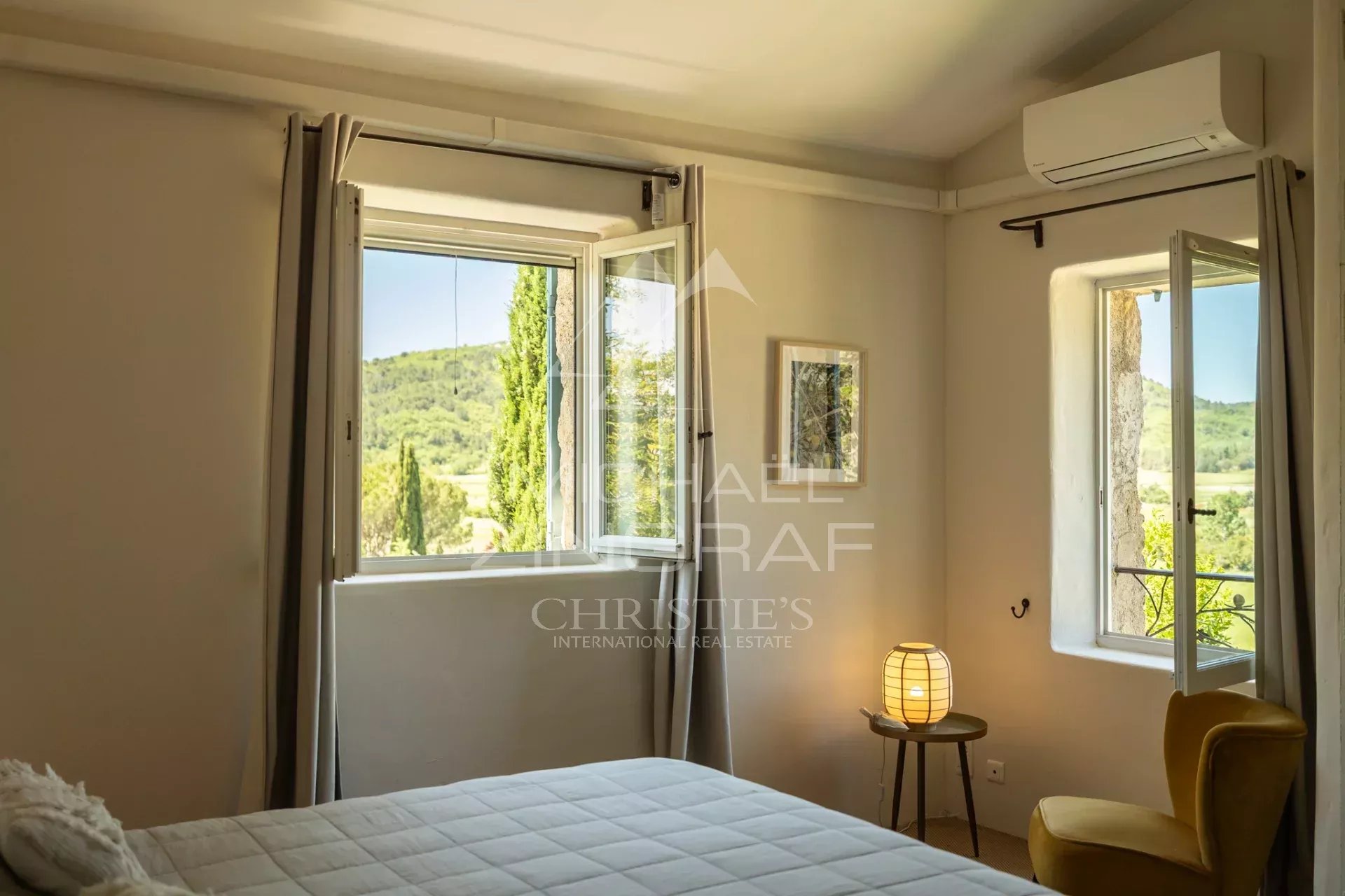 Gordes - Charmante maison provençale avec piscine et vue