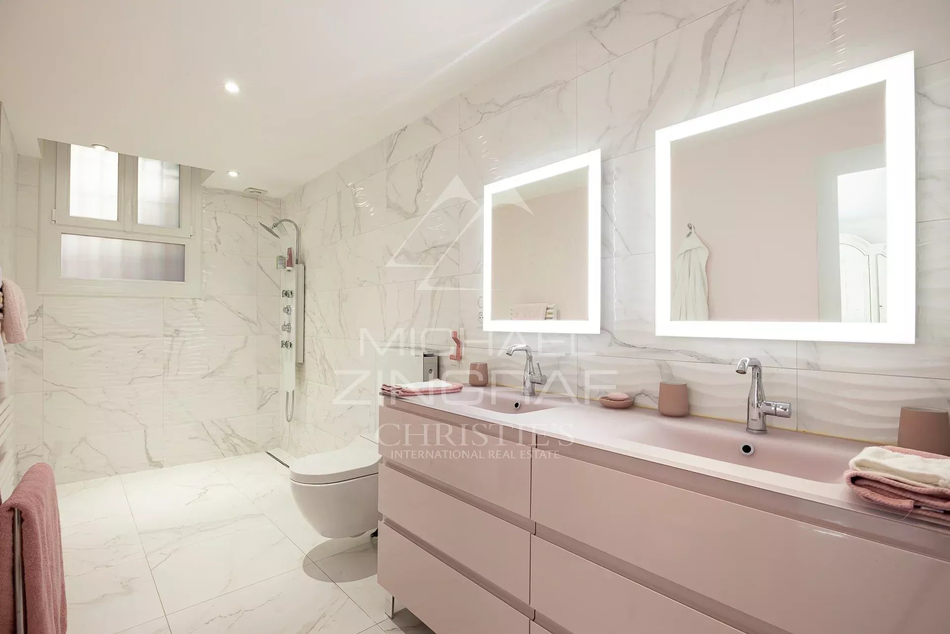 Villa Provençale de Prestige avec Vue Panoramique à Couper le Souffle