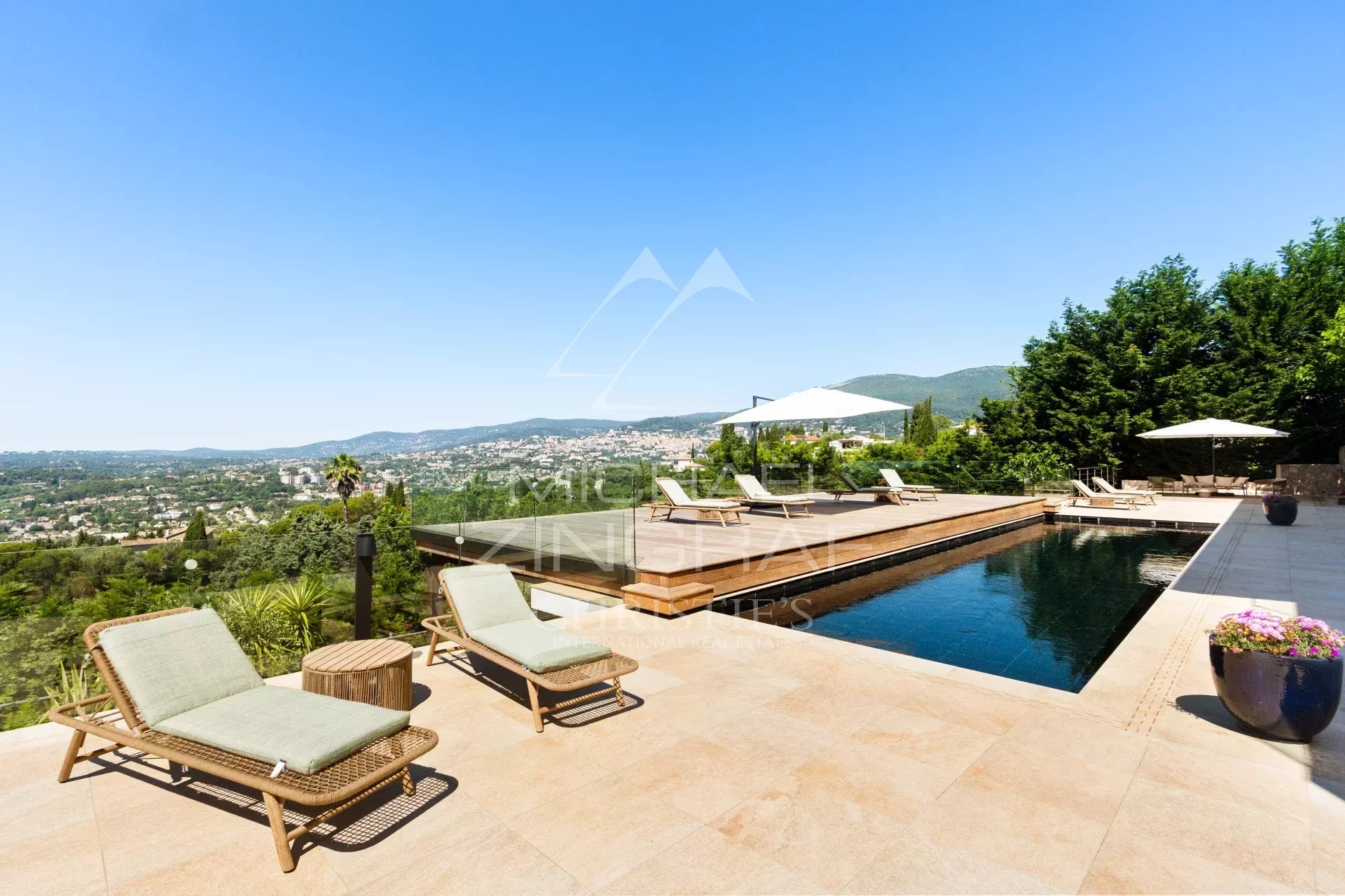 Proche Valbonne - Villa contemporaine avec vue panoramique - 4 chambres