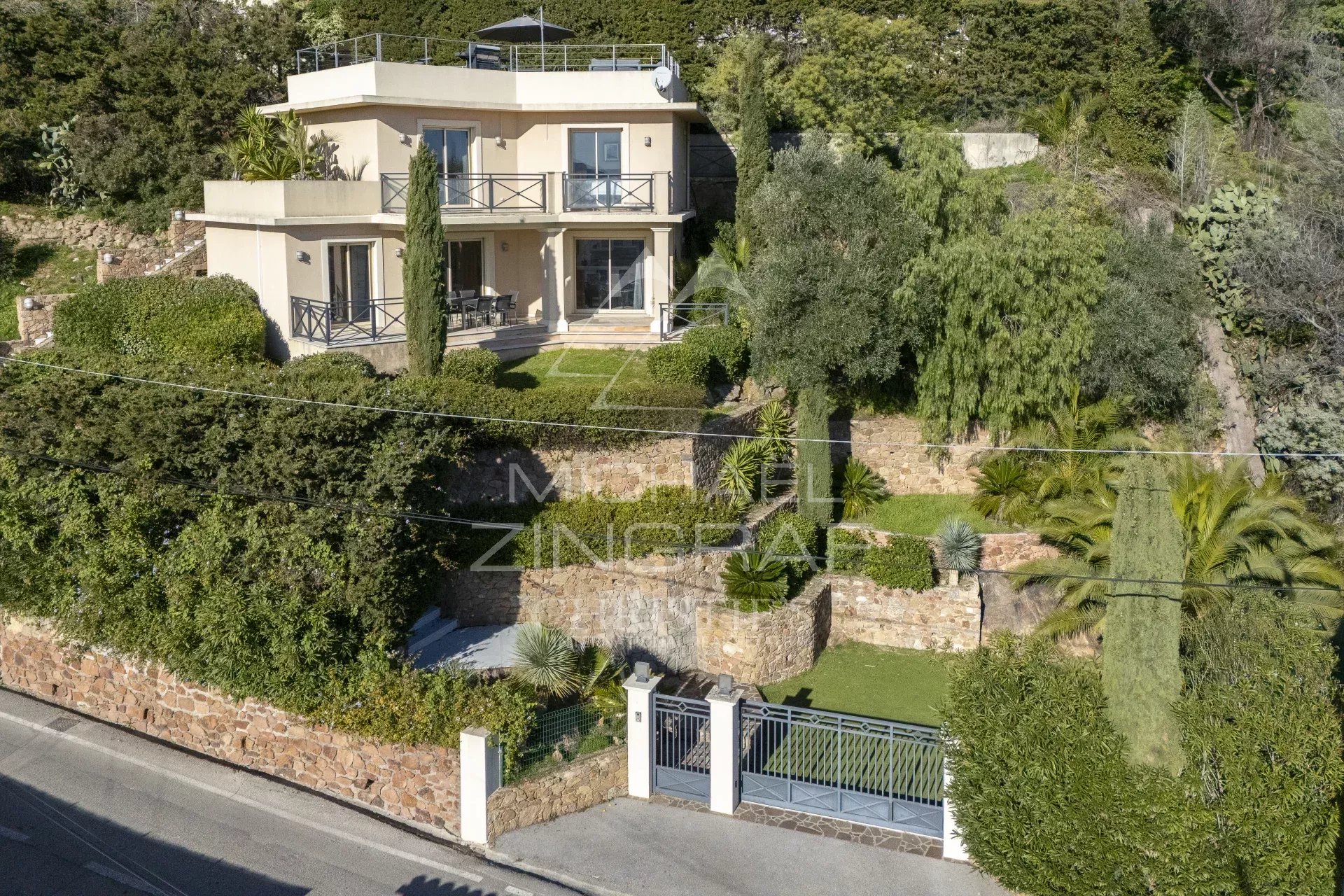 Maison contemporaine proche du centre-ville