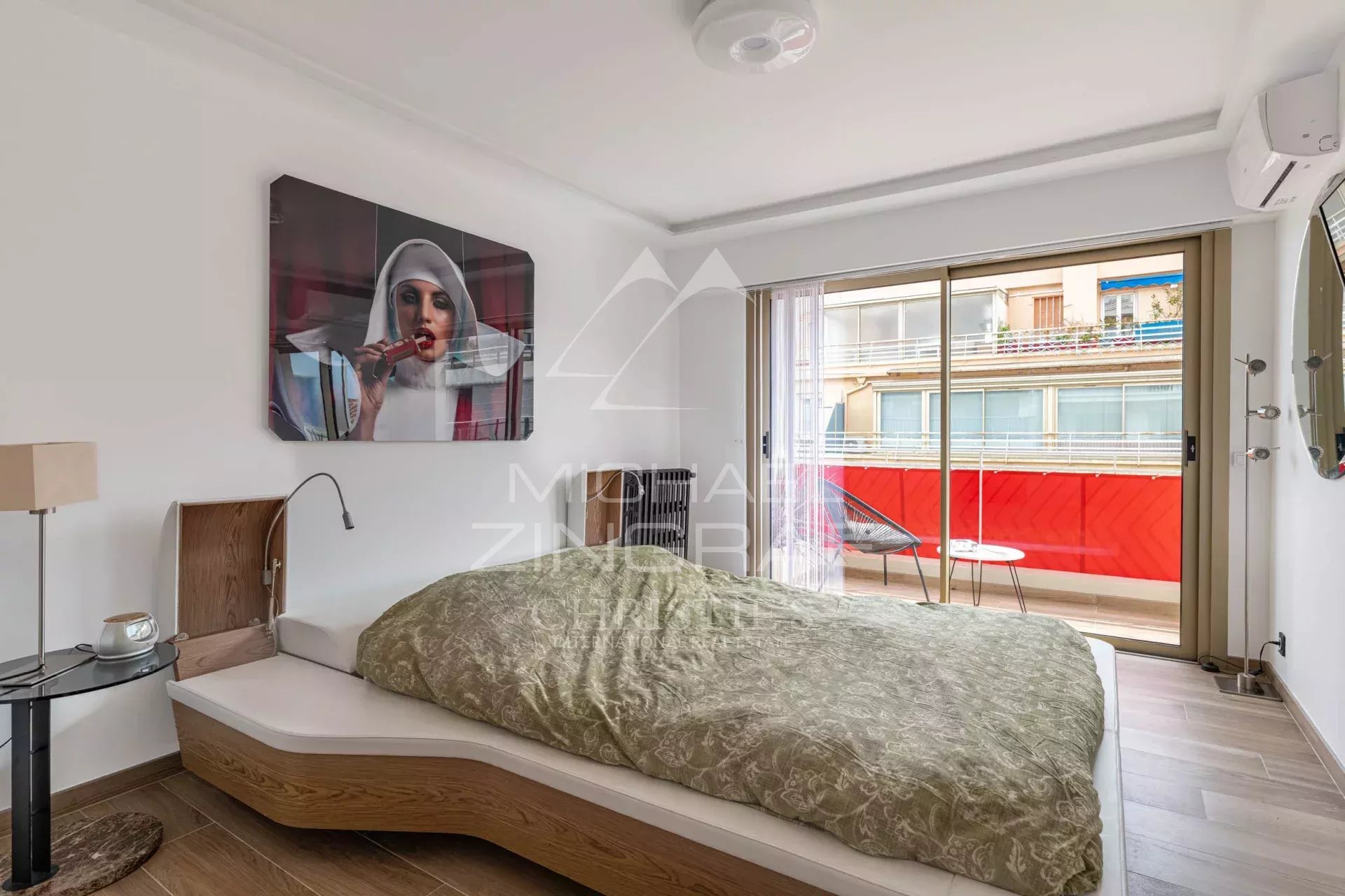 Wunderschön renovierte Wohnung – Stadtzentrum von Antibes, Stadtteil Vauban – Freier Blick auf den Hafen