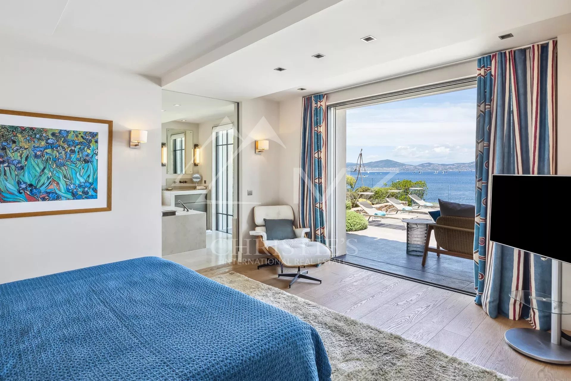 Saint-Tropez - Les Parcs, villa contemporaine d'exception