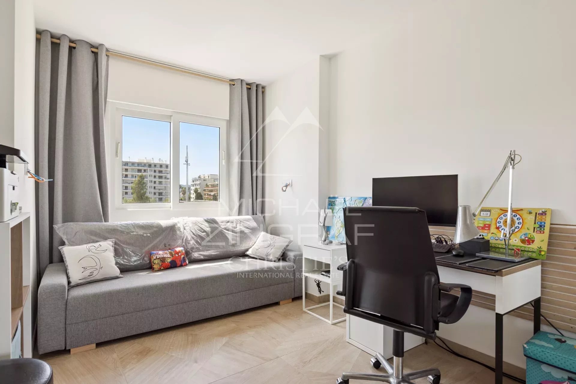 Splendid 3 rooms in the heart of Palm Beach