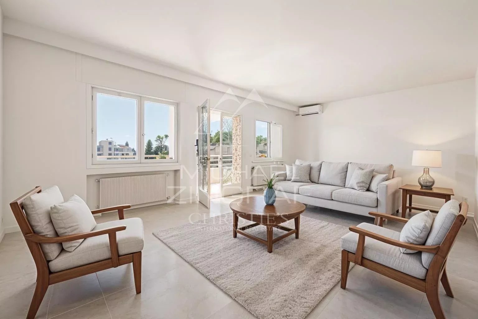 Cannes - Beautiful, quiet apartment with terrace, garden and sea view