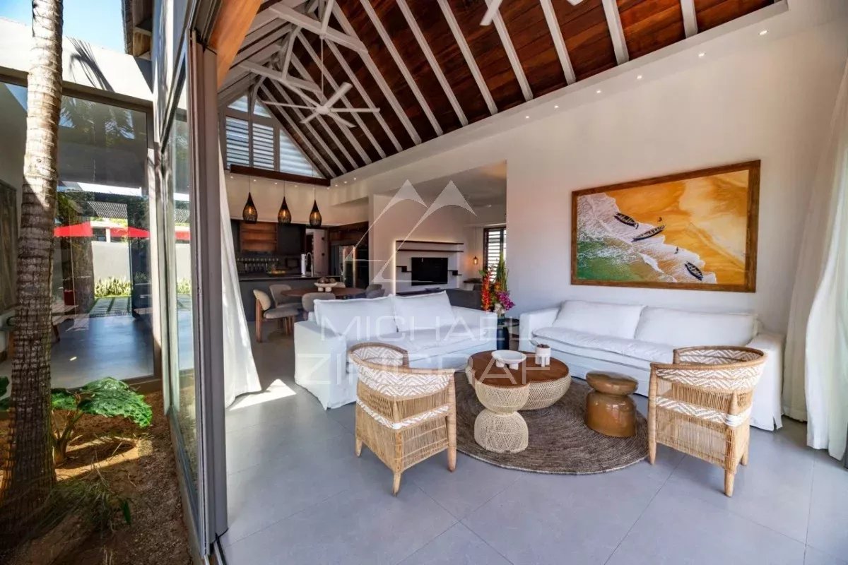 Luxury 4-Bedroom Balinese-Style Villa | Near Grand Baie