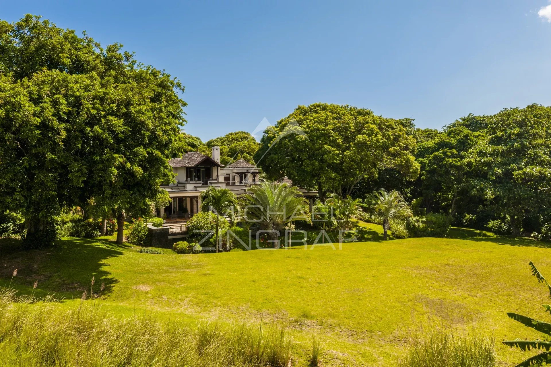 Ile Mauritius - Villa am Golf - schöner Schatten