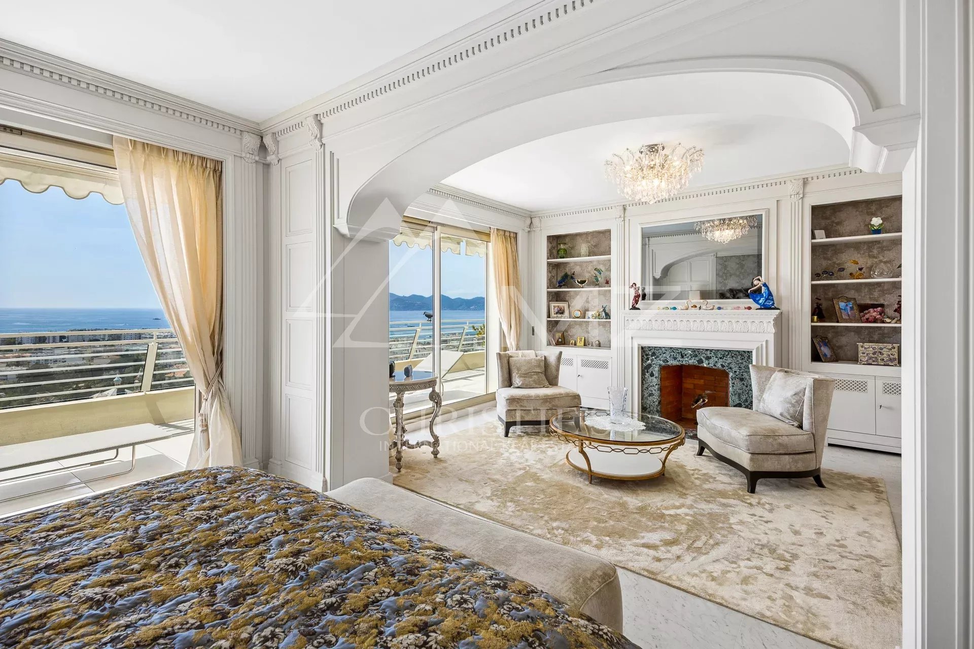 Superb apartment in a luxury residence