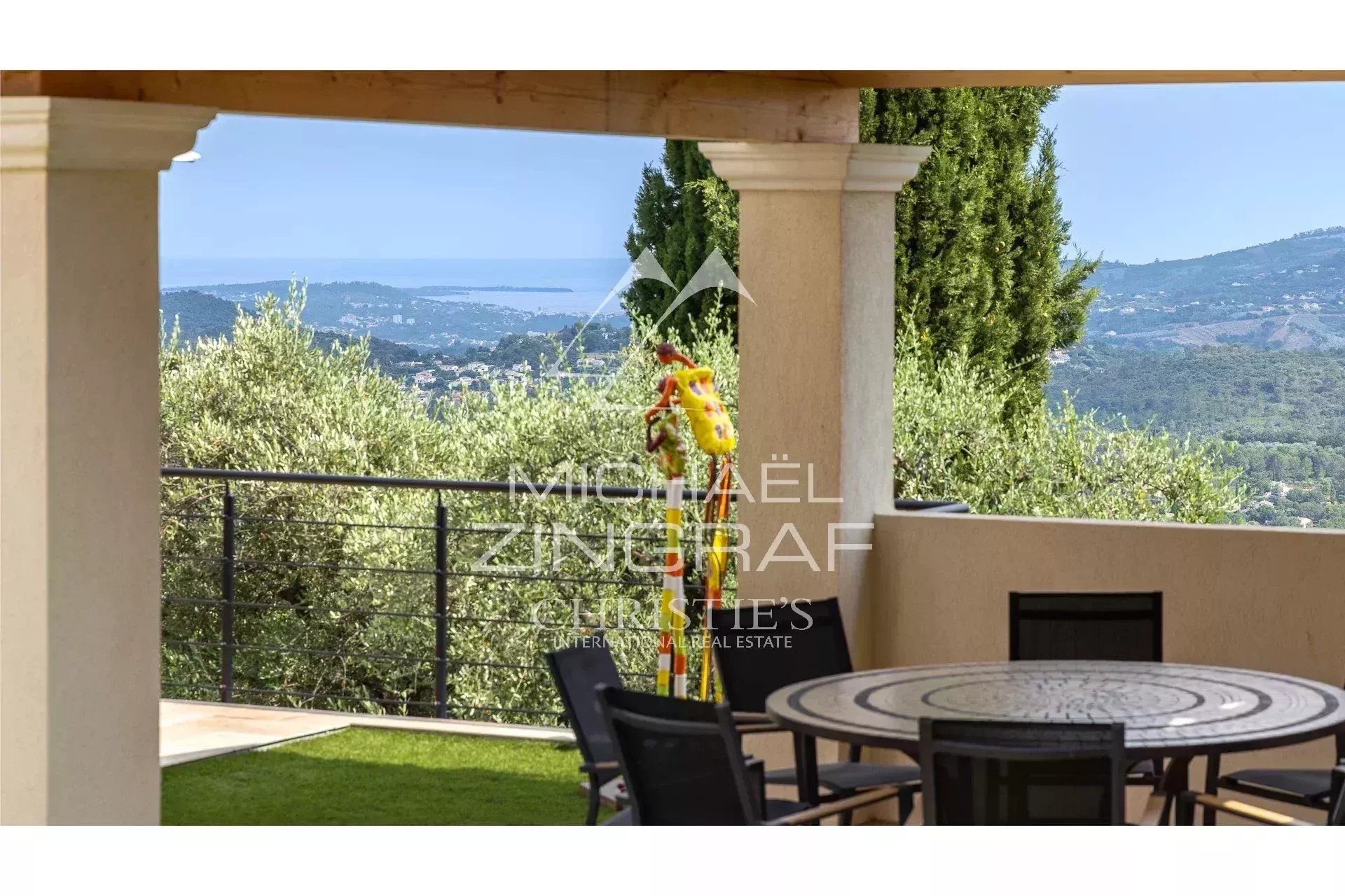 Superb Hilltop Villa with Panoramic Sea Views