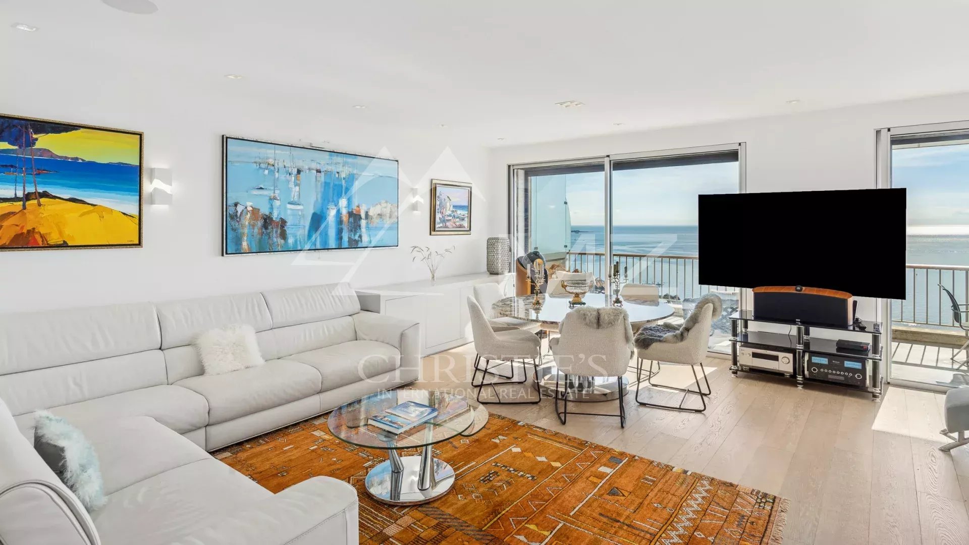 Superb duplex on the last floor