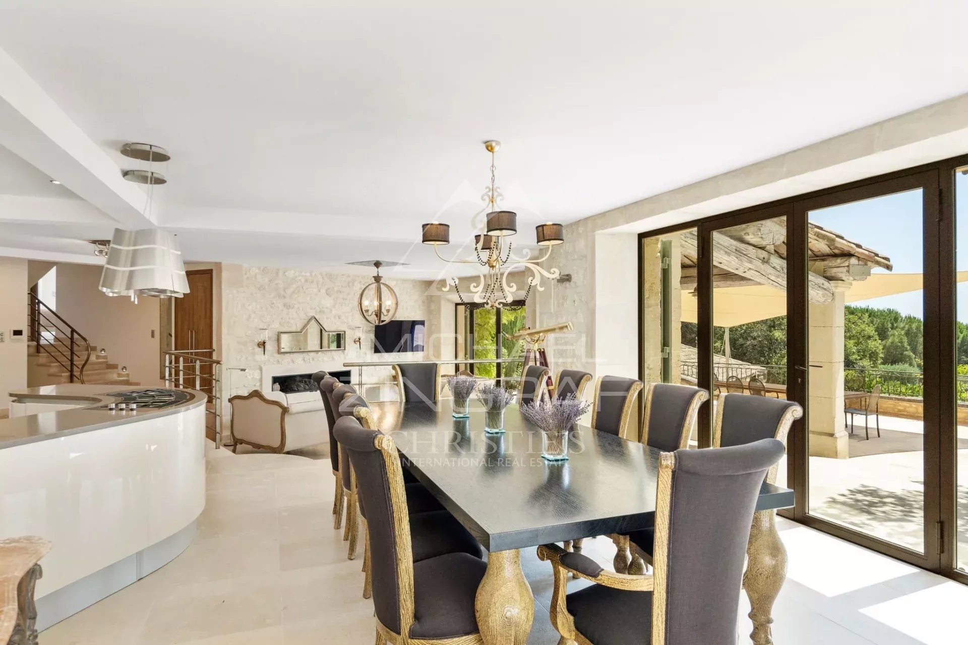 Außergewöhnliches Anwesen mit Panoramablick