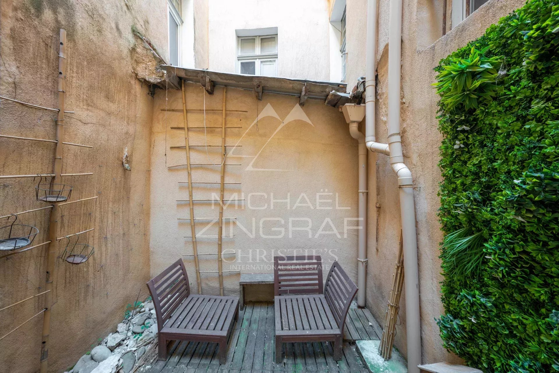 Altstadt - ungewöhnliche charmante Wohnung