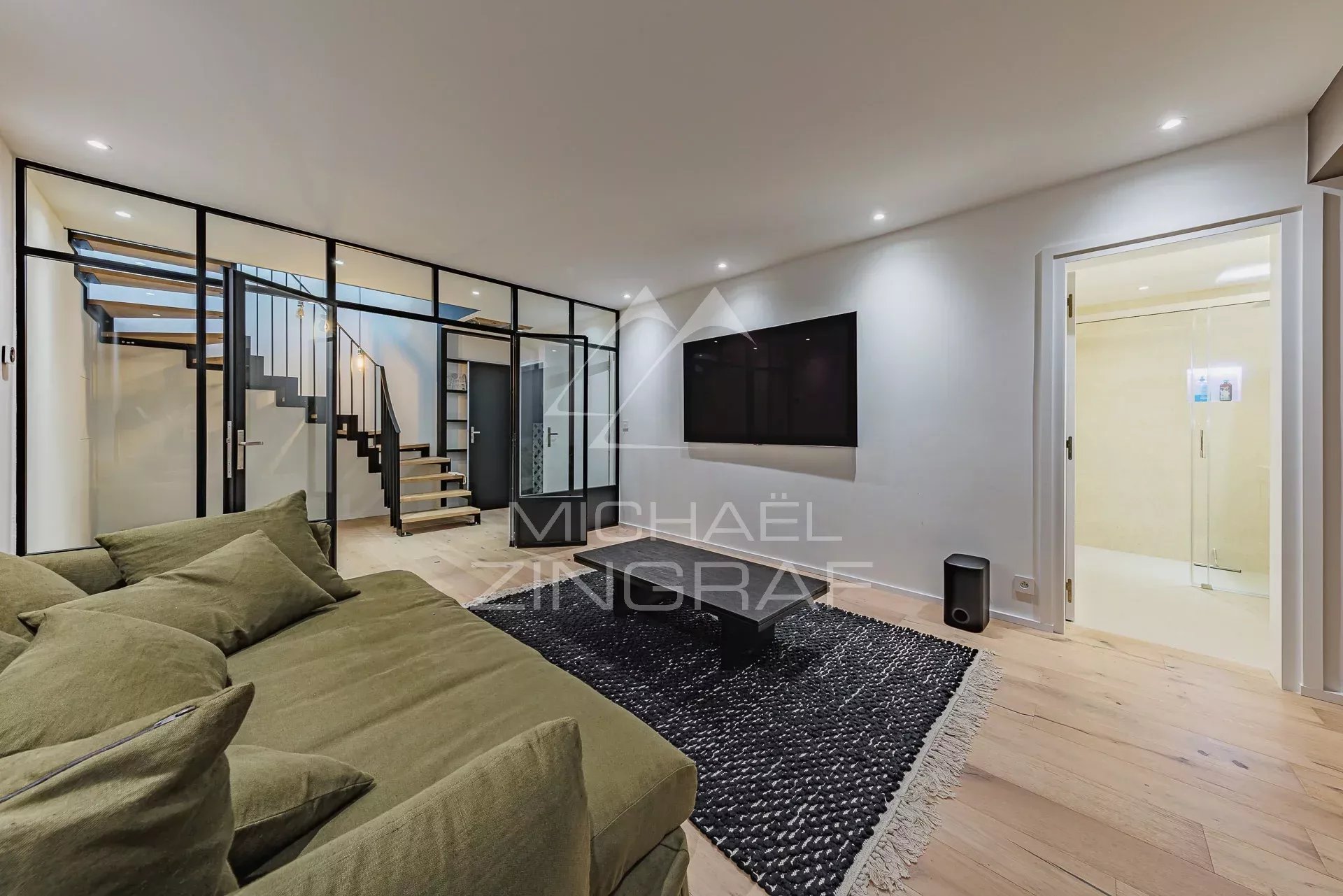 PYLA-SUR-MER - VILLA EN PREMIÈRE LIGNE DE 5 PIÈCES