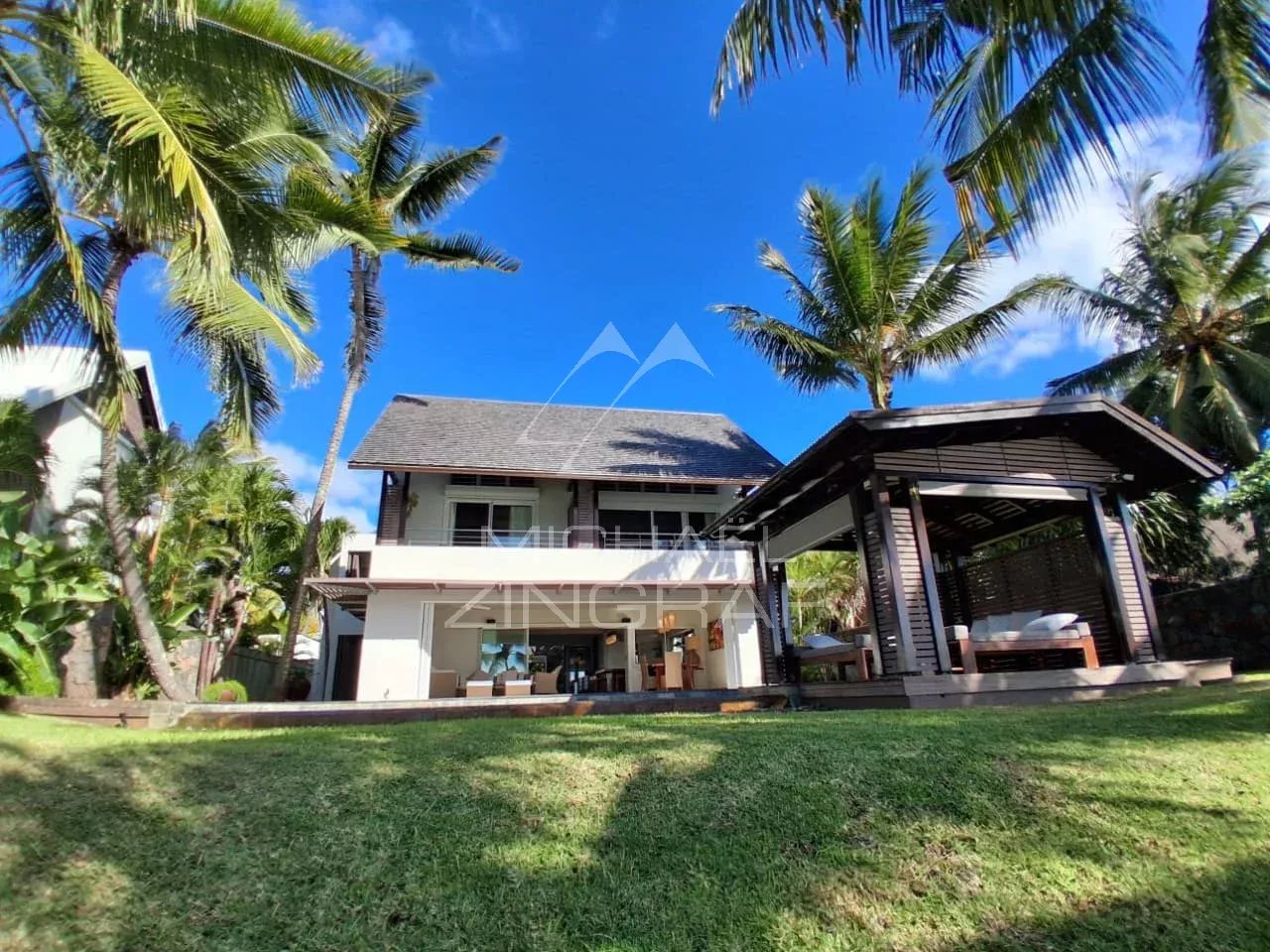 Mauritius - Rare opportunity : Luxury villa by the sea near Grand Bay - Pointe aux Canonniers