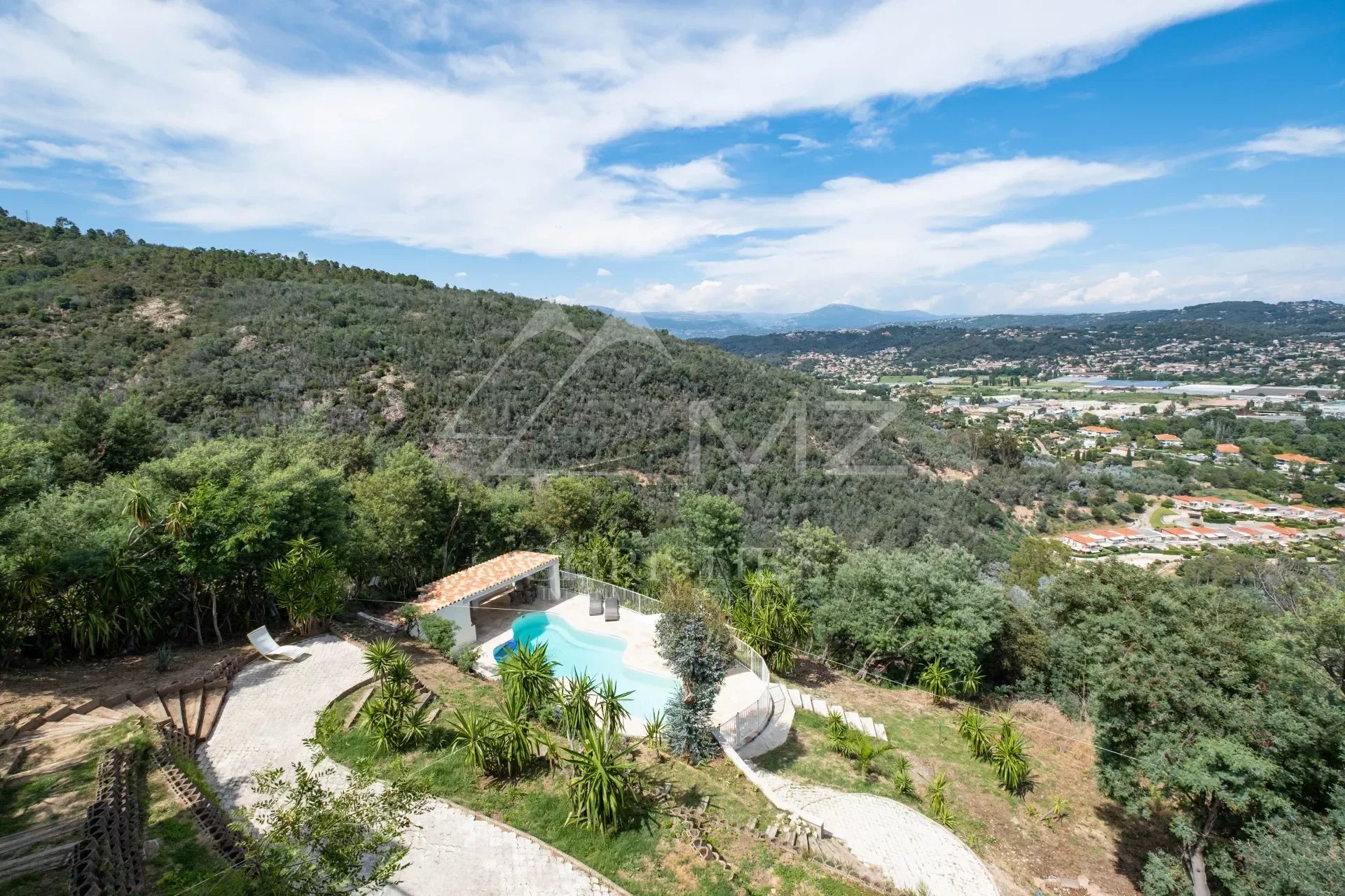 Close to Cannes - Mandelieu-La-Napoule - Californian villa