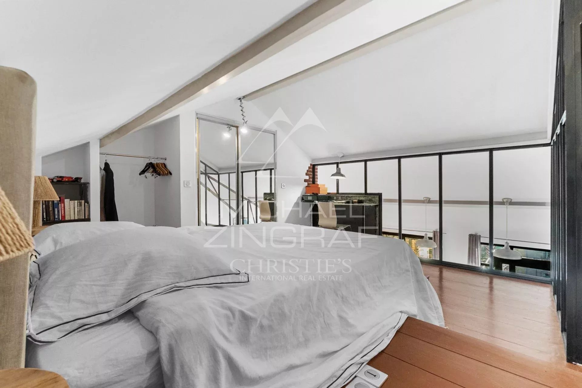 Duplex d’exception – Espace loft new-yorkais avec terrasse