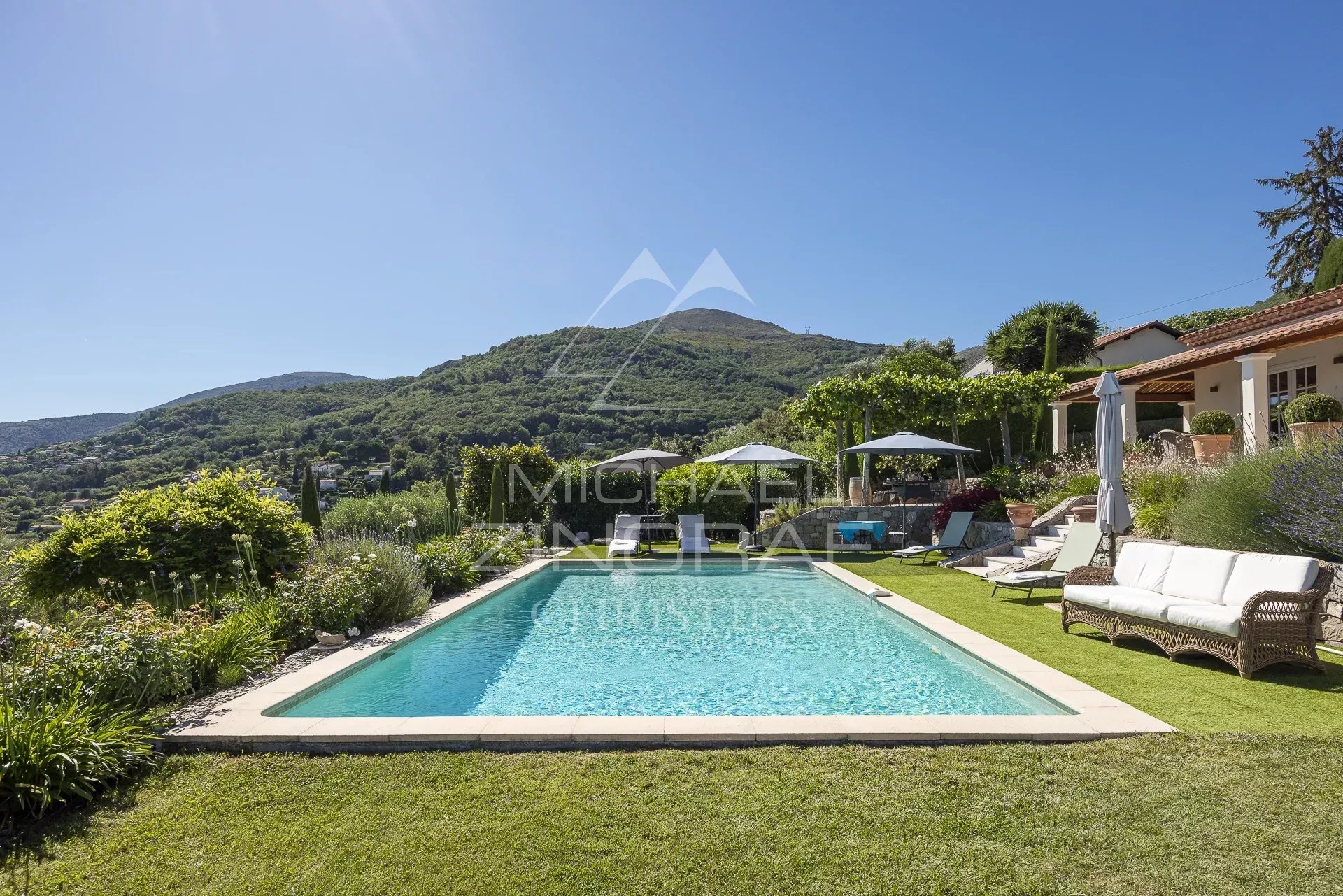 Vence – Élégante villa provençale avec vue panoramique