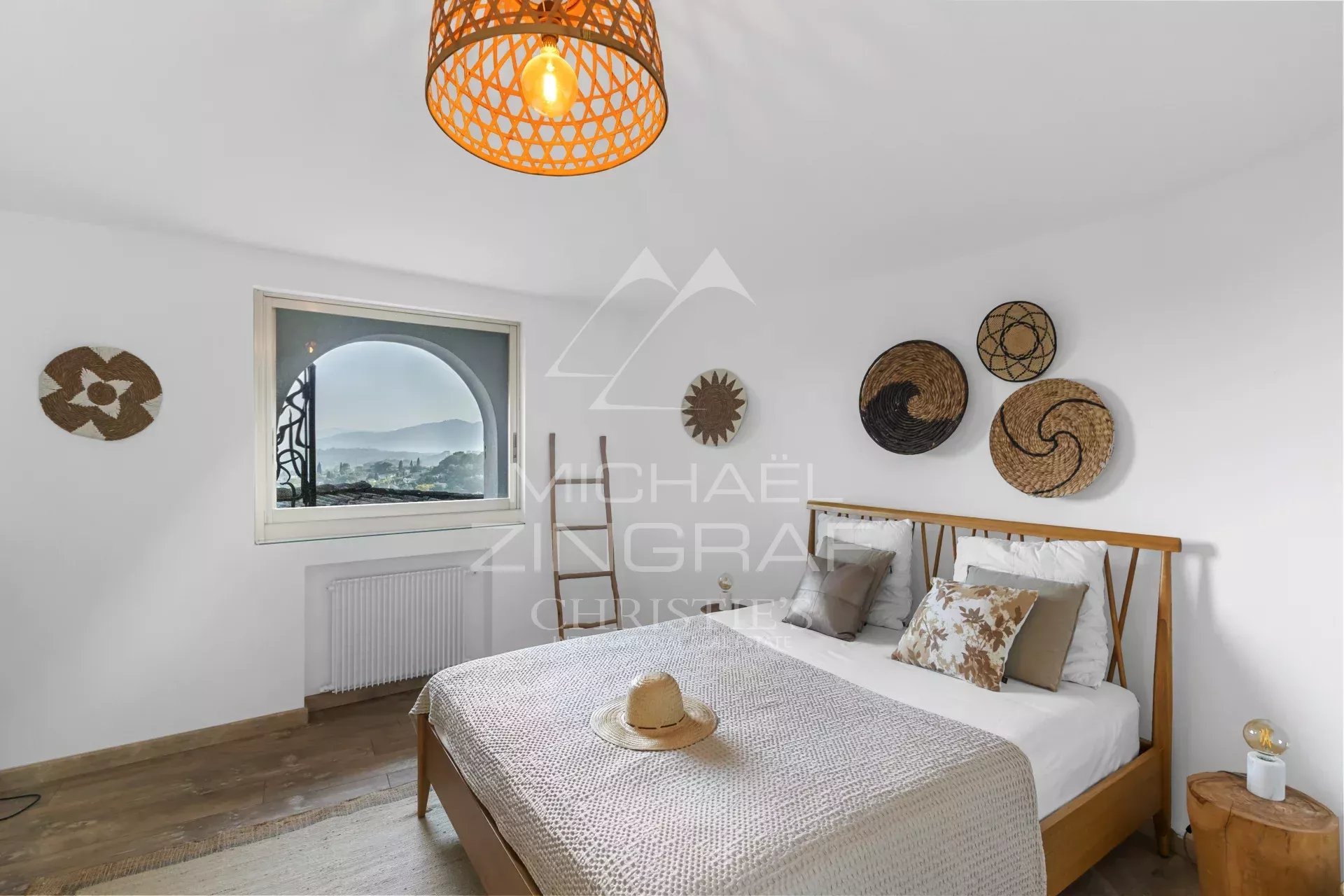 Mougins - Charming Couelle's style villa