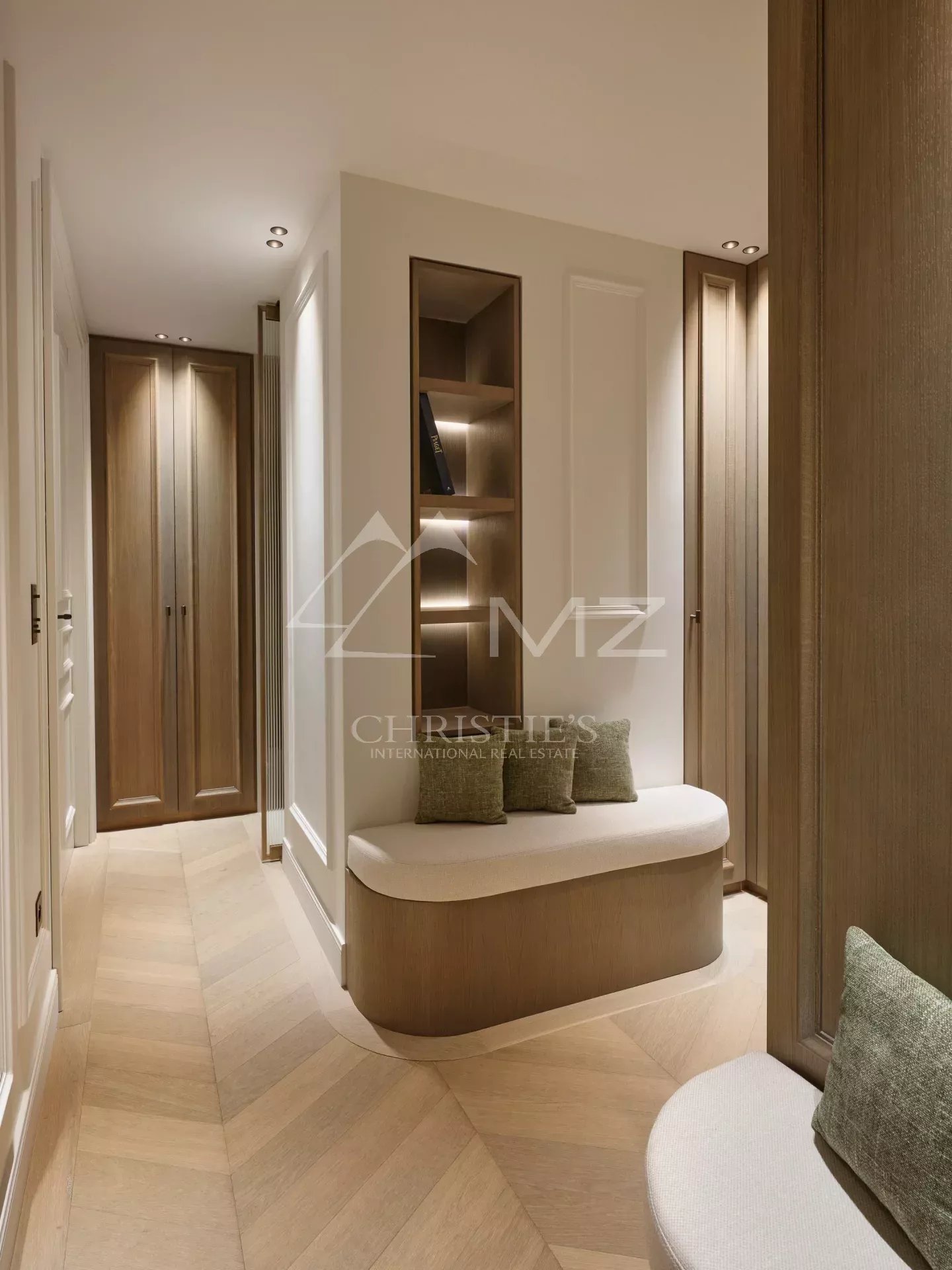 EXCLUSIVITE: Superbe appartement contemporain à la vue mer époustouflante