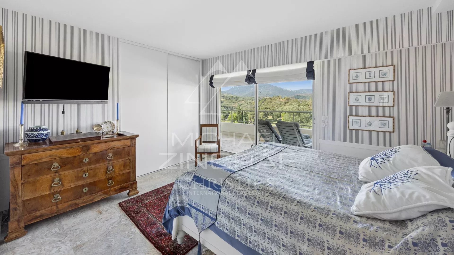 Mandelieu Riviera Golf – Top-Floor Apartment – Close to Cannes