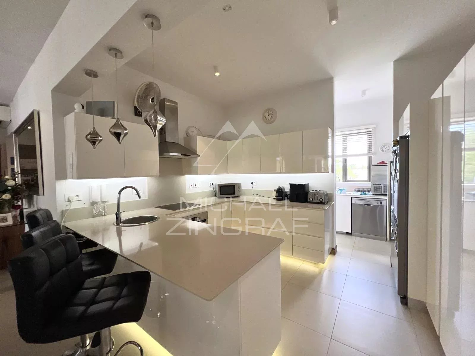 Penthouse - accessibilité plage privée - à Pereybere