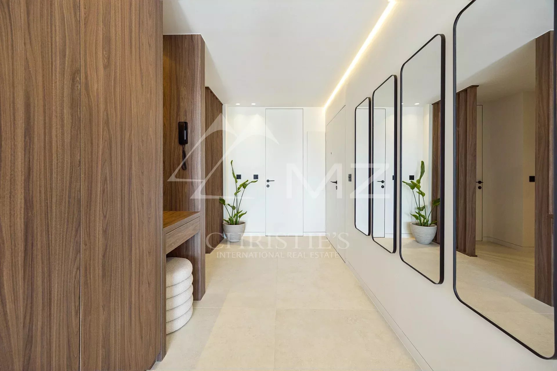 Cannes Oxford, Magnifique vue mer et Estérel