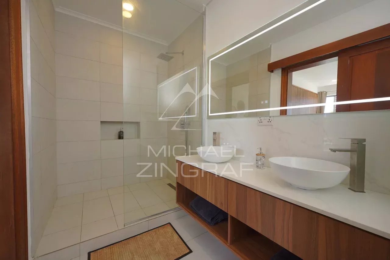 3-Schlafzimmer-Apartment mit En-suite-Badezimmern – Pointe aux Canonniers