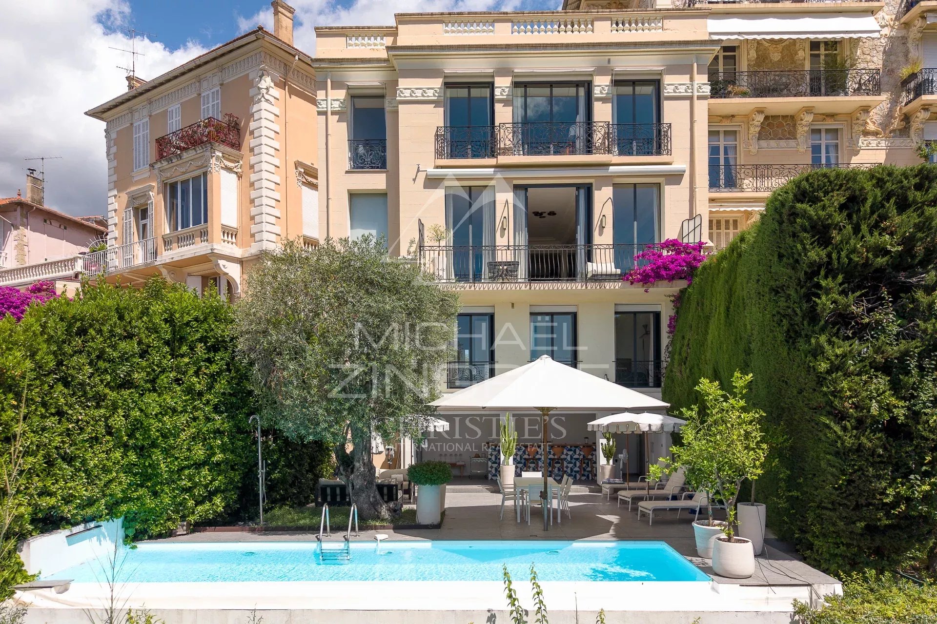 Le Cannet Wohnviertel – Elegante Belle-Époque-Villa mit Panoramablick auf das Meer