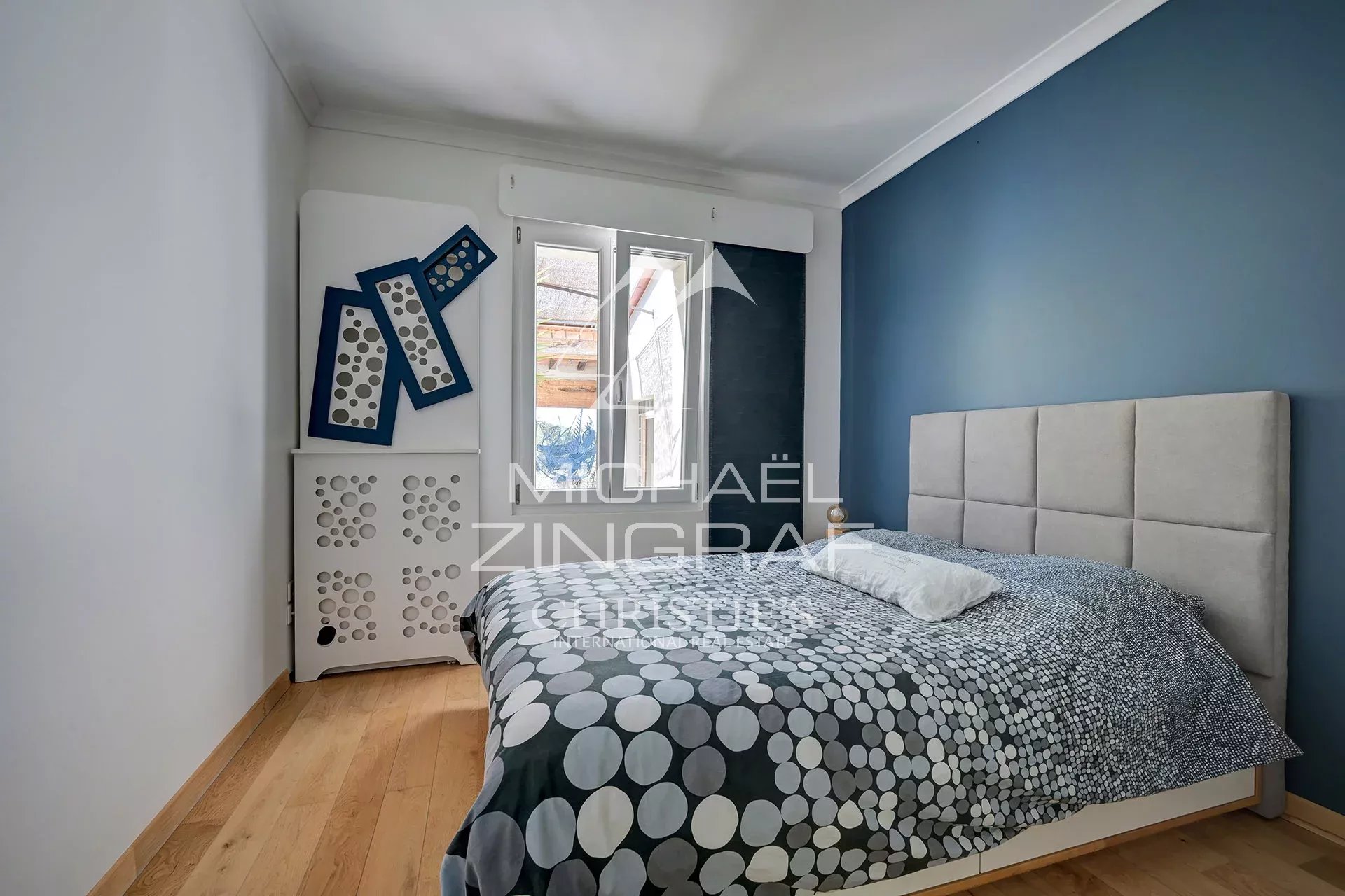 Helles, ruhiges Anwesen