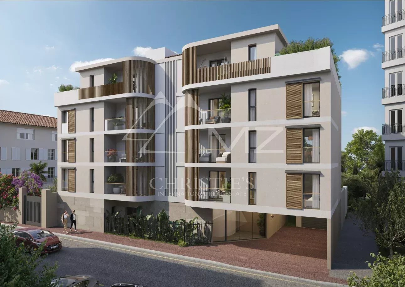 **Außergewöhnliche Gelegenheit: Dachvilla in der Nähe des Hyperzentrums von Cannes**