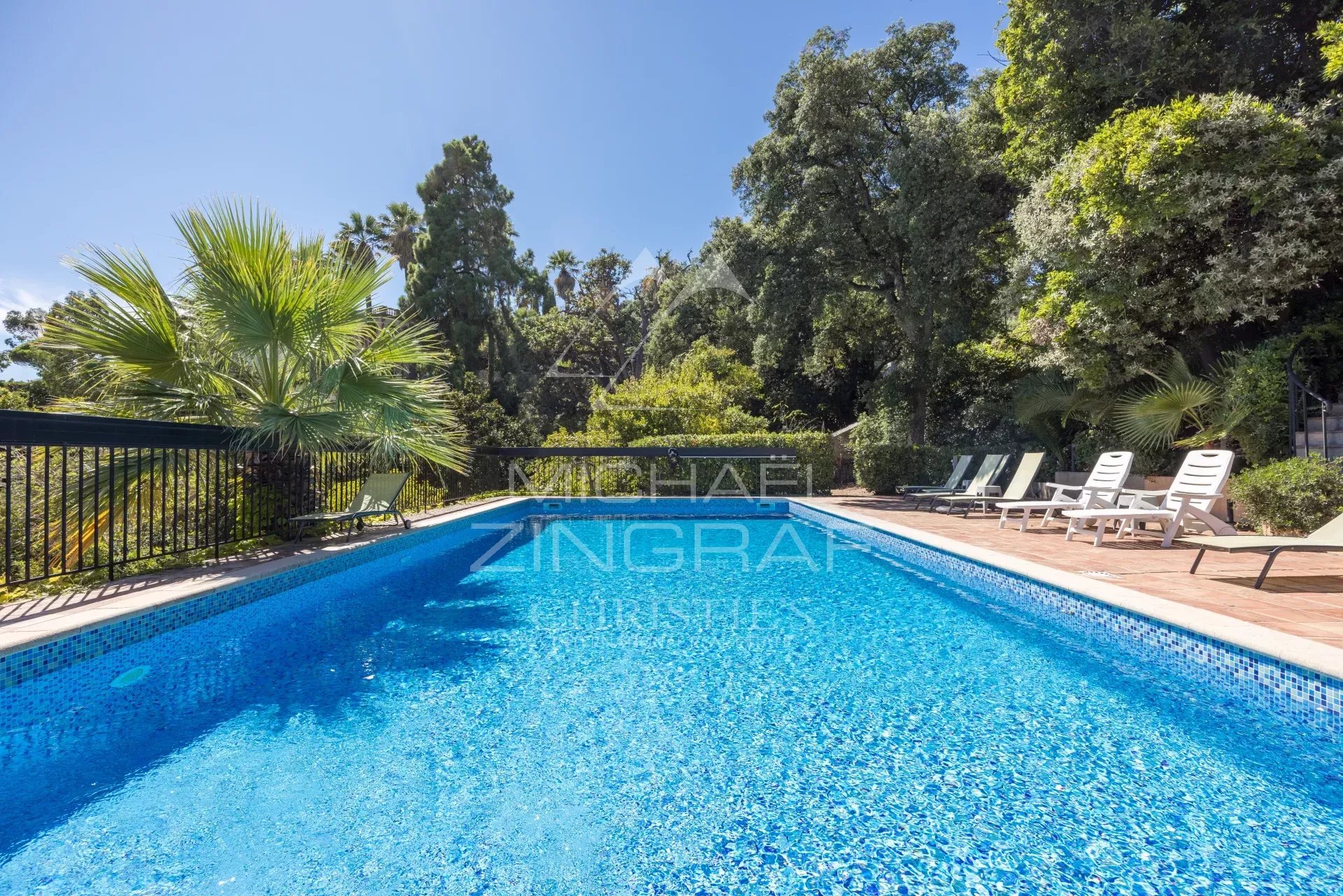 Golfe-Juan – Palm Eden – 2-Room Apartment with Sea View, Pool, and Sea Access