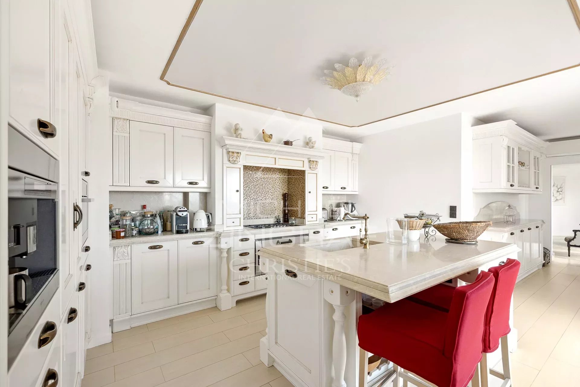 Propriété provençale moderne avec vue mer panoramique