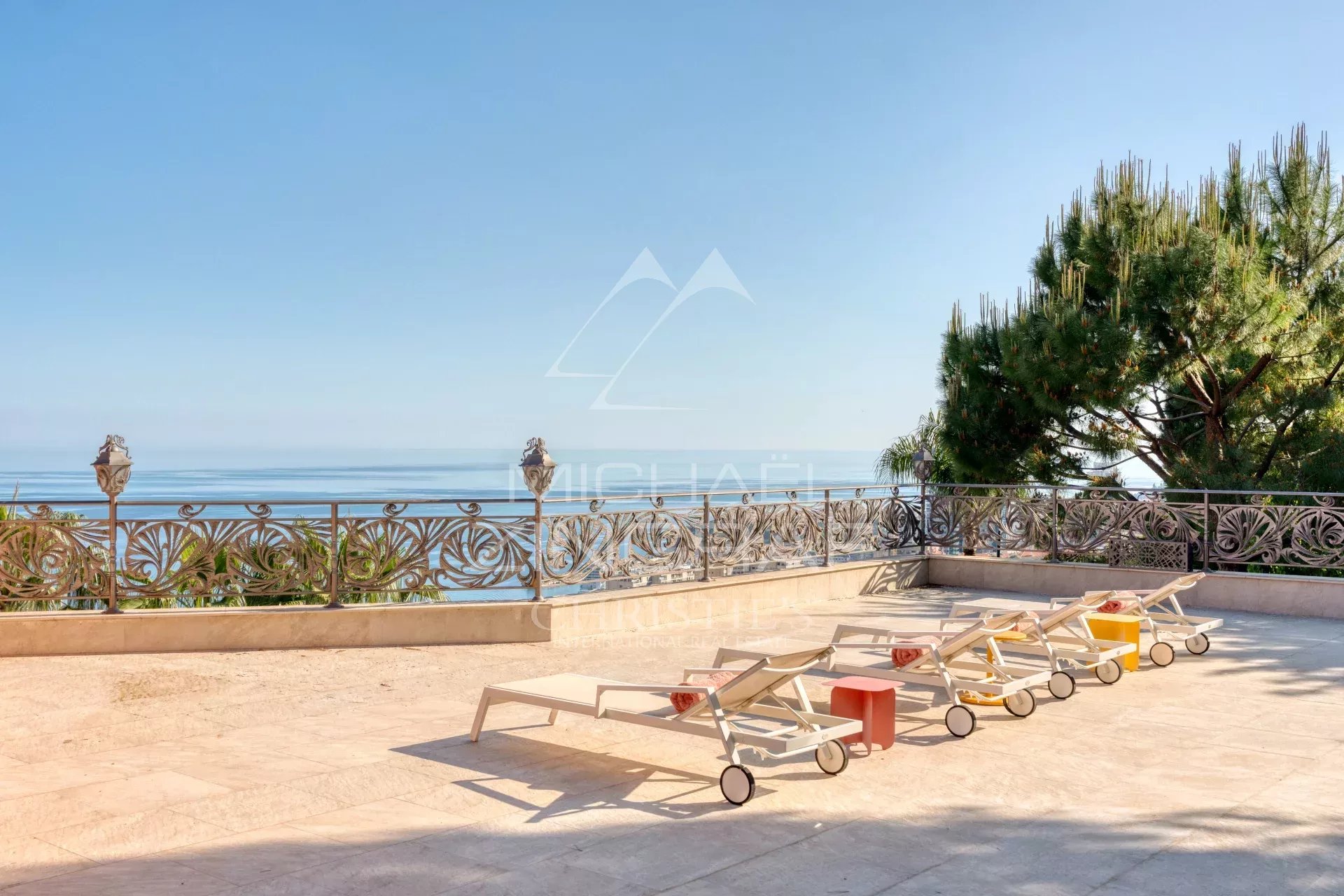 Roquebrune-Cap-Martin - Villa contemporaine d’exception à louer