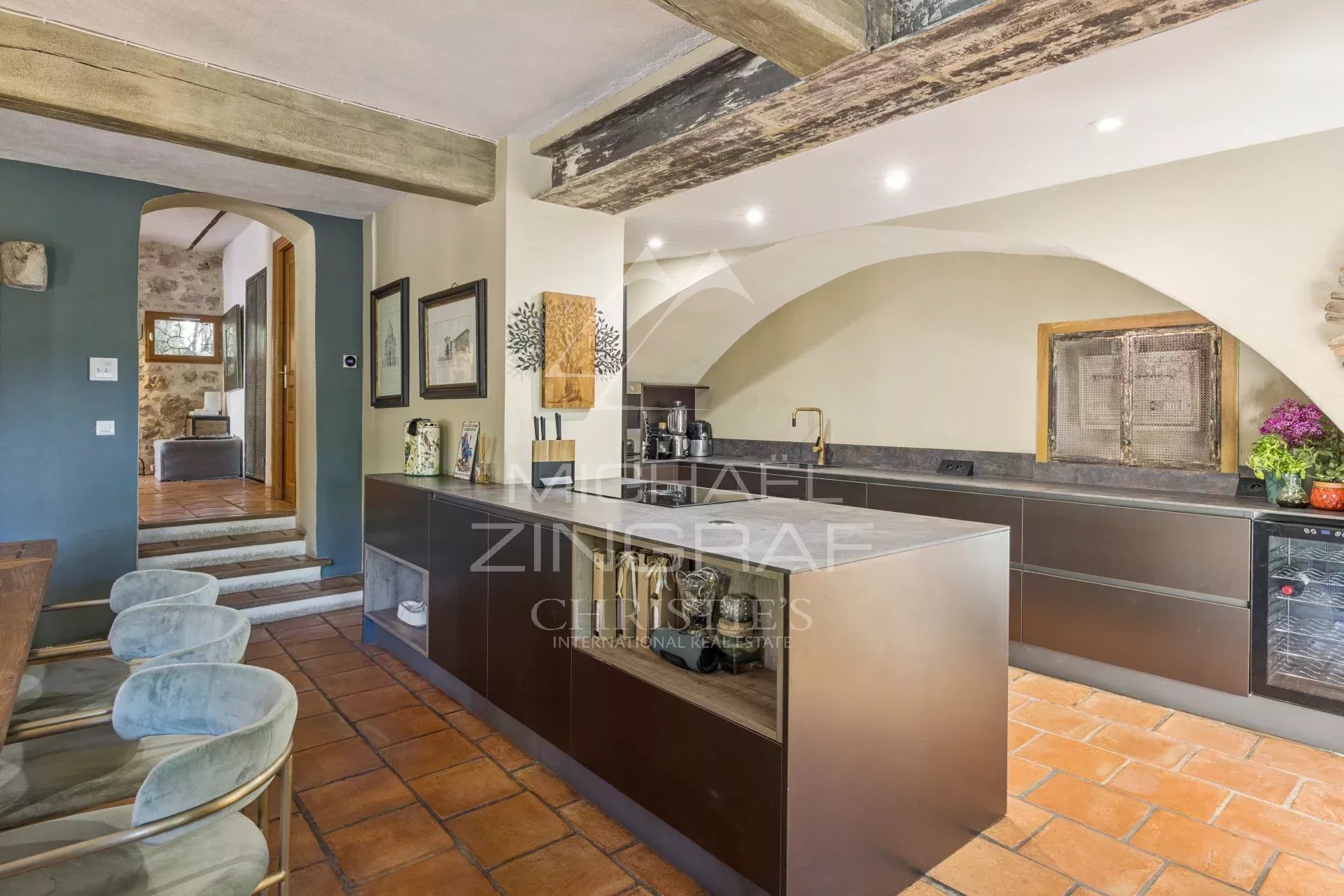 Ancienne bergerie rénovée au calme absolu