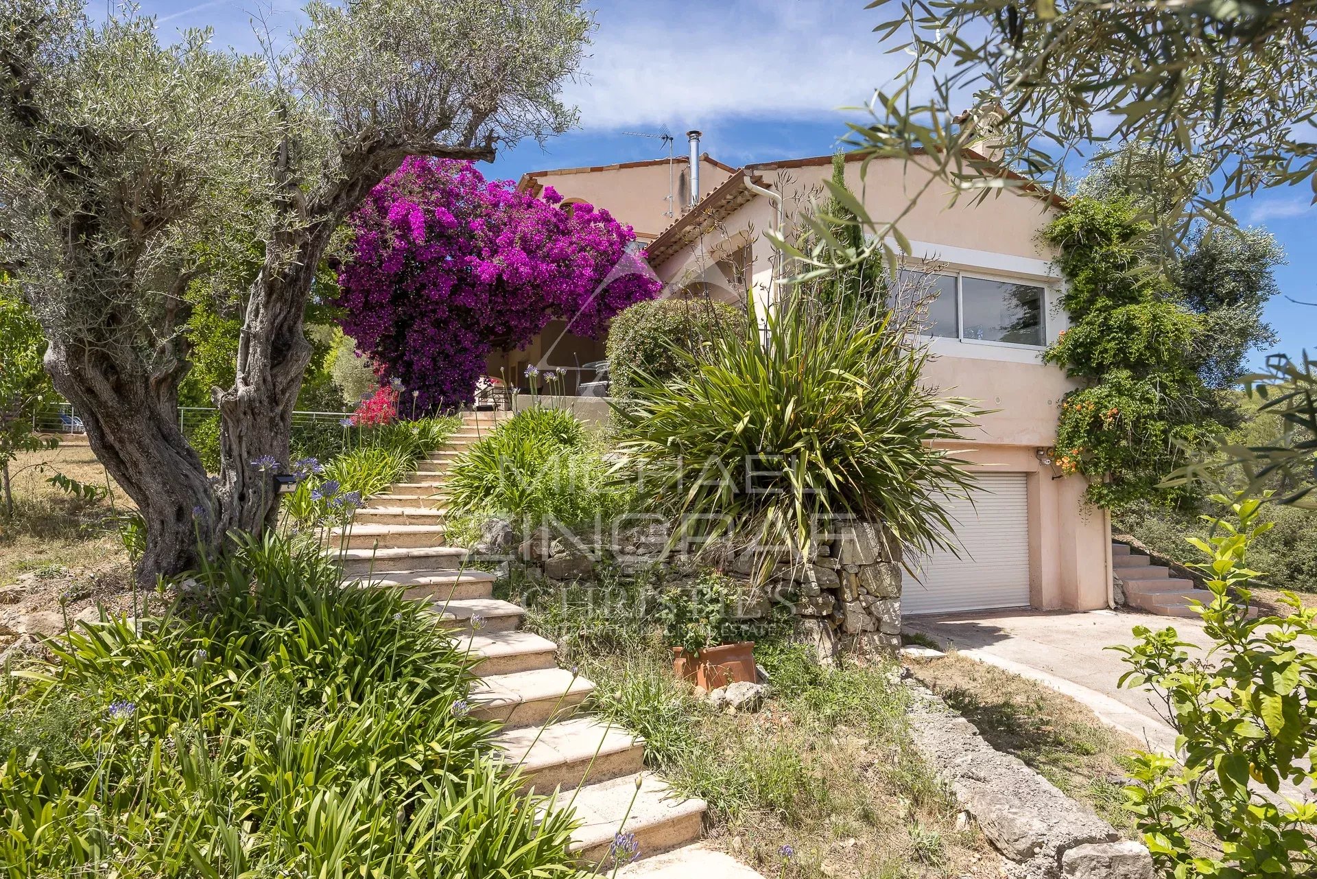 Antibes - Villa avec vue mer