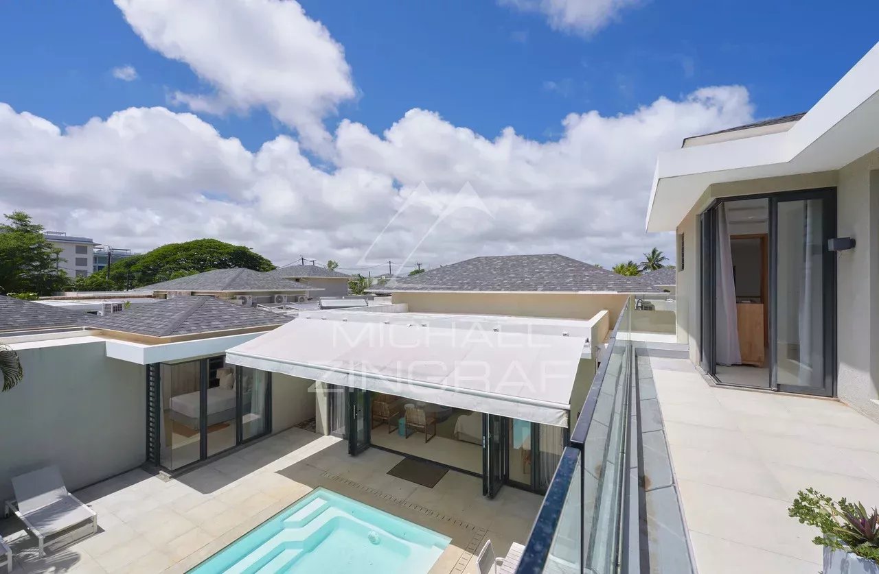 Villa avec piscine dans une résidence sécurisée à Péreybère