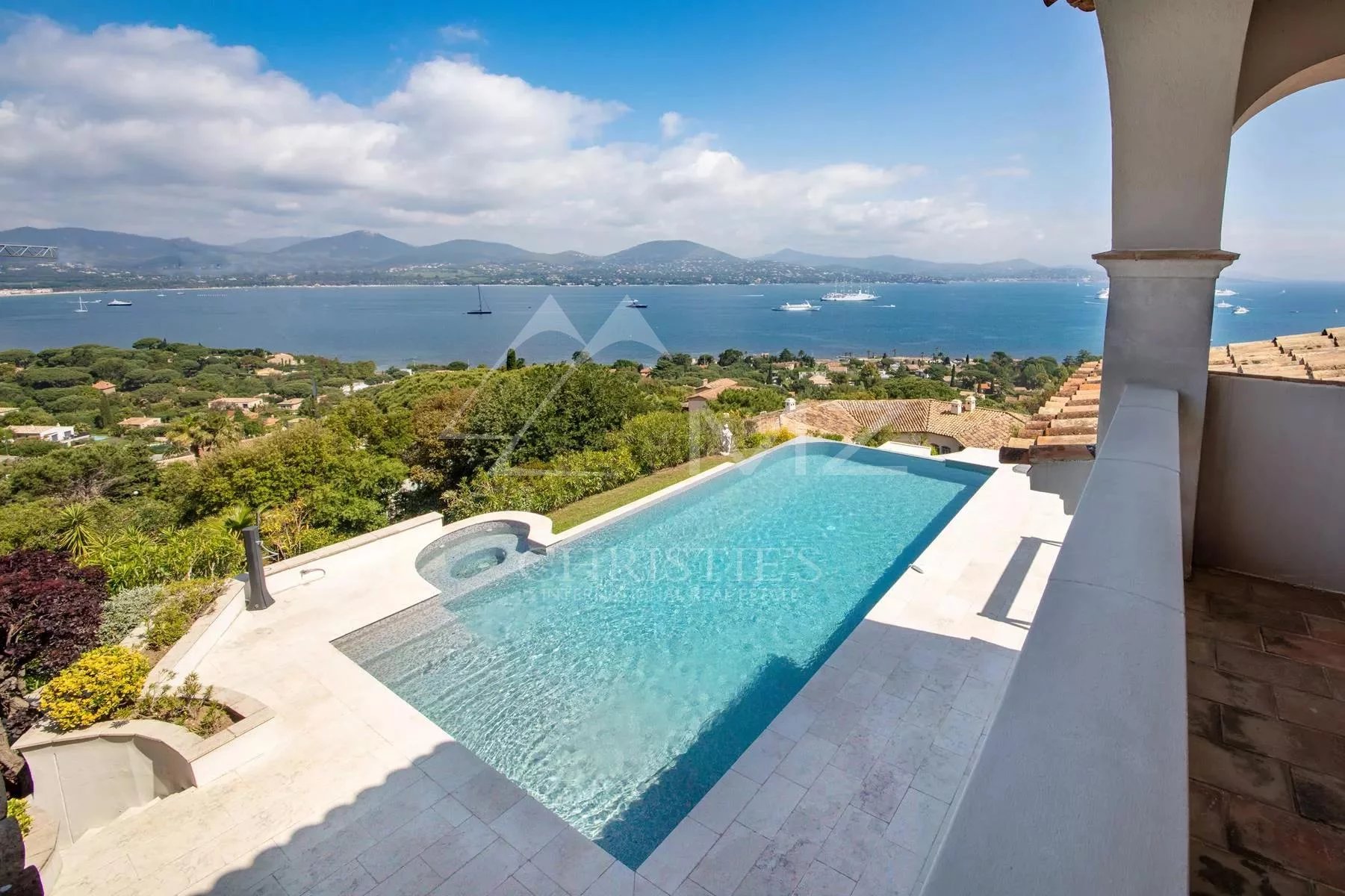 Near Saint-Tropez - House with incredible sea view