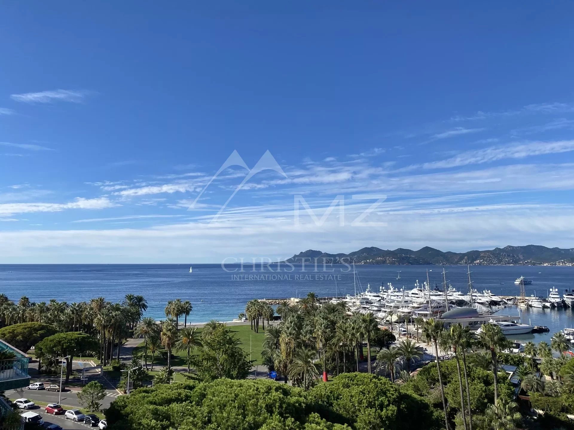 Cannes - Croisette - Penthouse vue mer panoramique