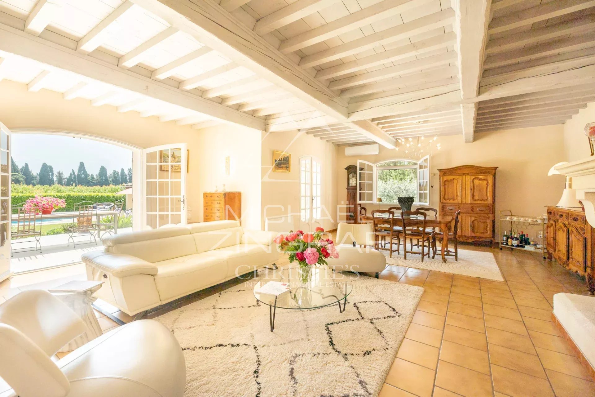 Provencal Villa near Saint-Rémy-de-Provence