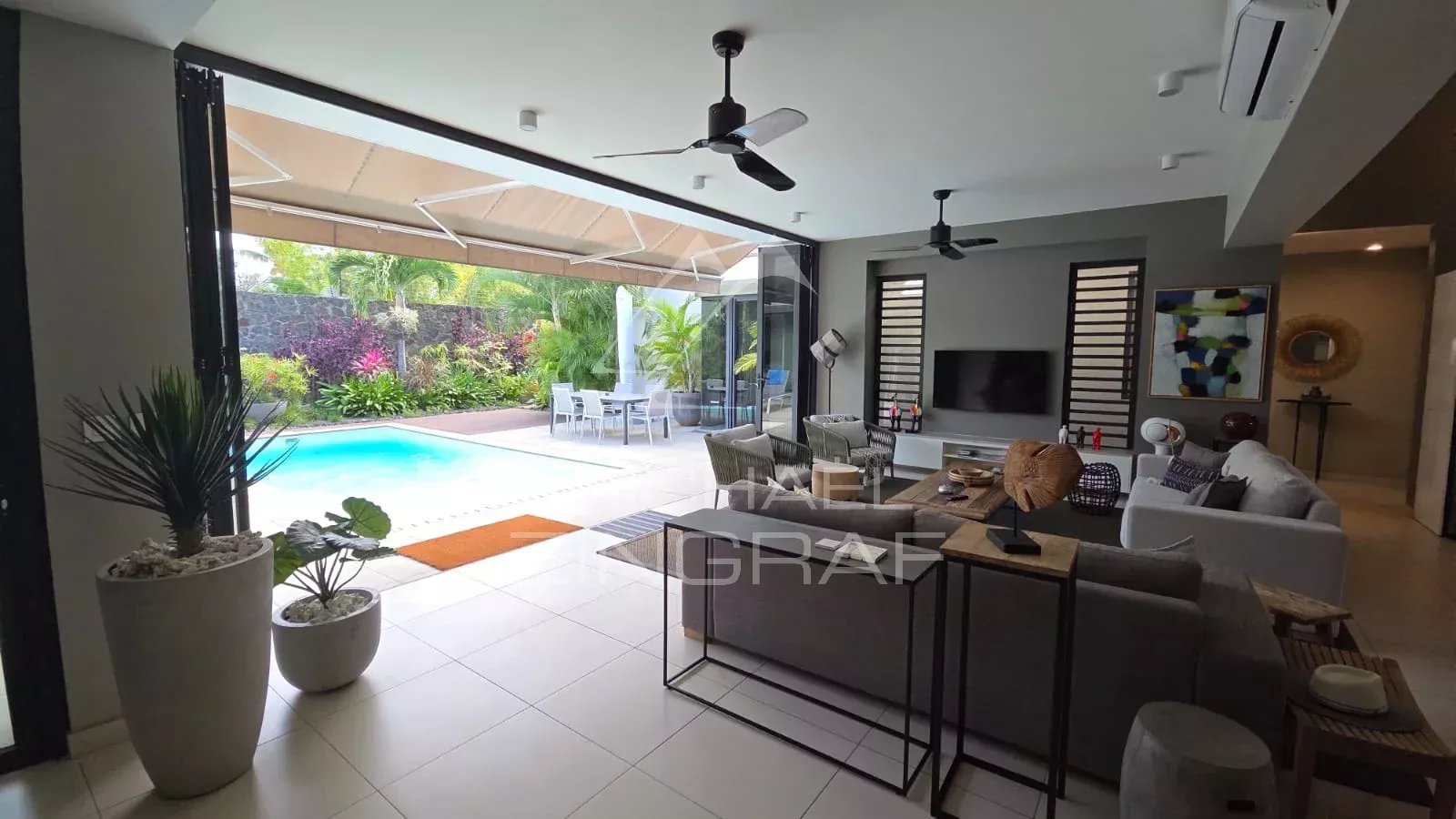 Villa contemporaine d'exception à Pereybère