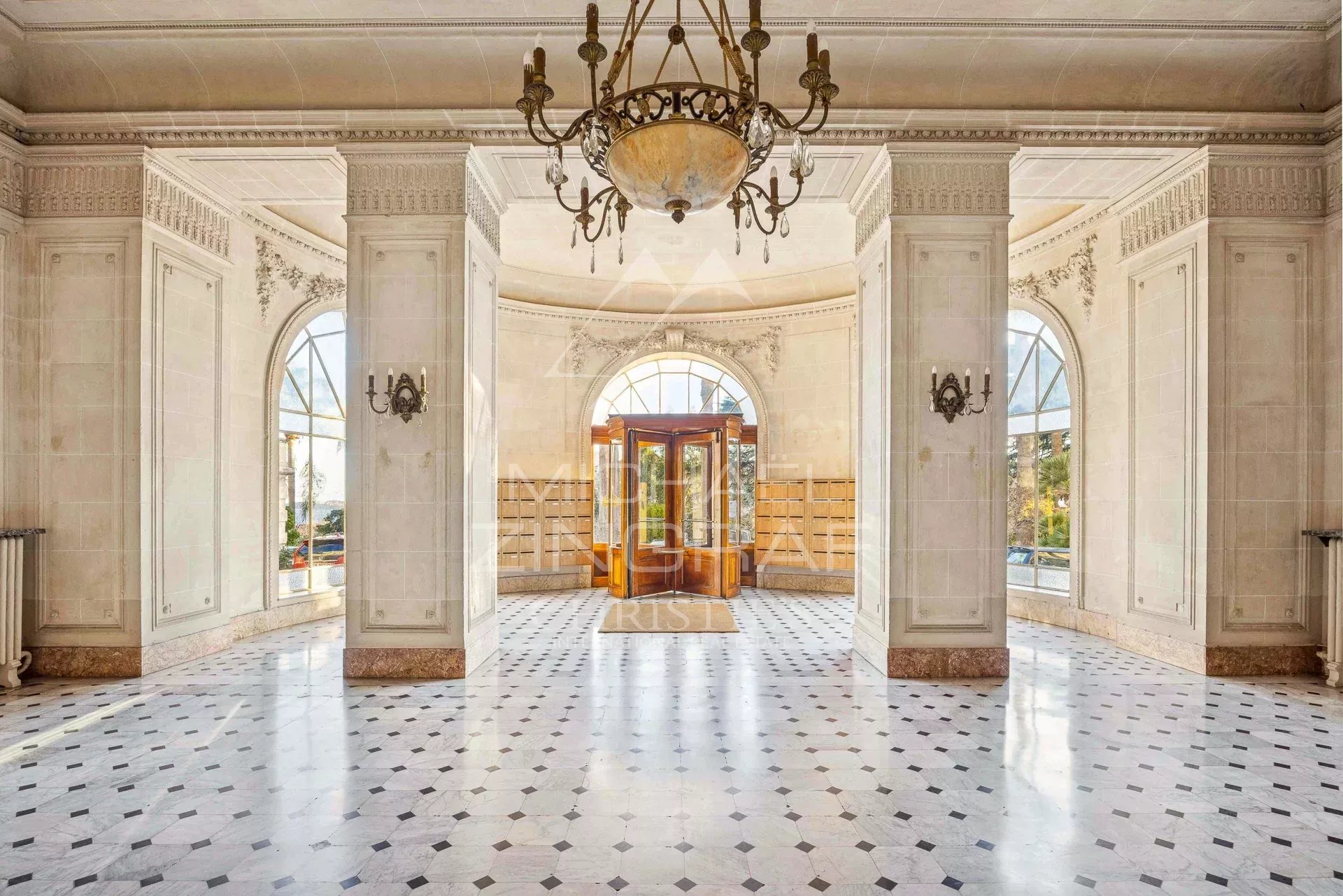 Cannes – 2-Zimmer-Wohnung mit Meerblick