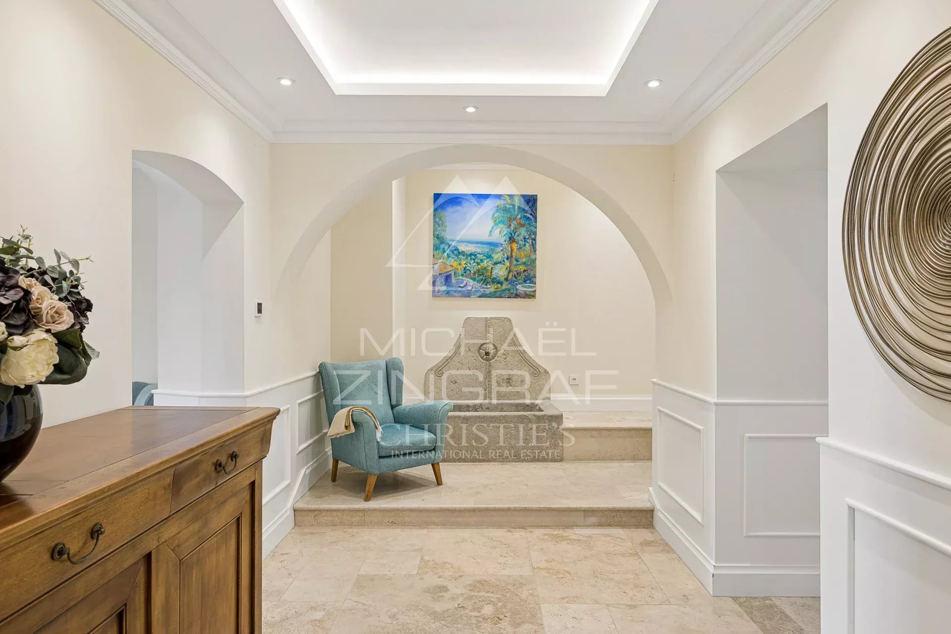 Exceptionnelle villa de luxe sur cinq niveaux avec vue mer panoramique