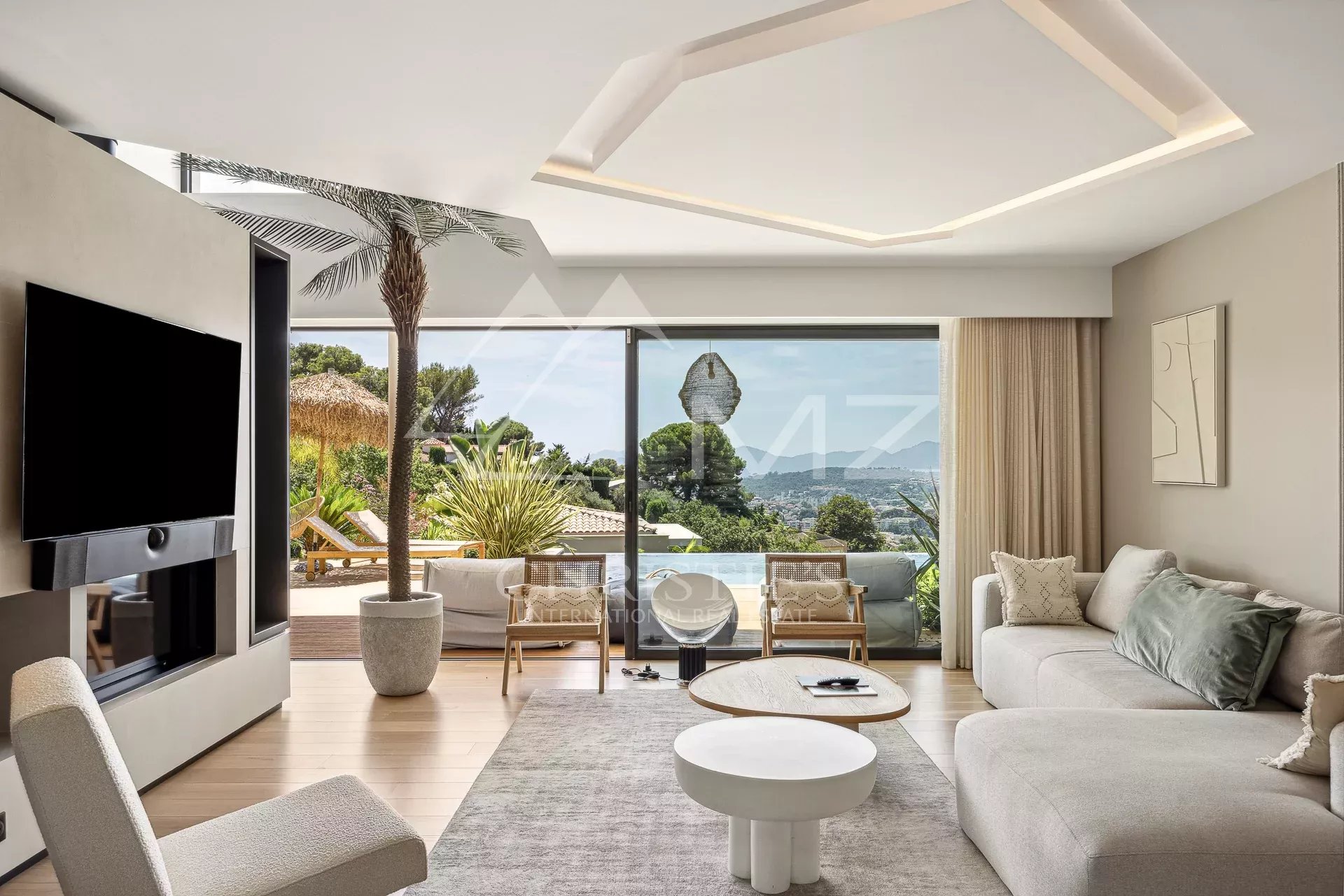 In der Nähe von Cannes - Neue Villa mit 4 Schlafzimmer