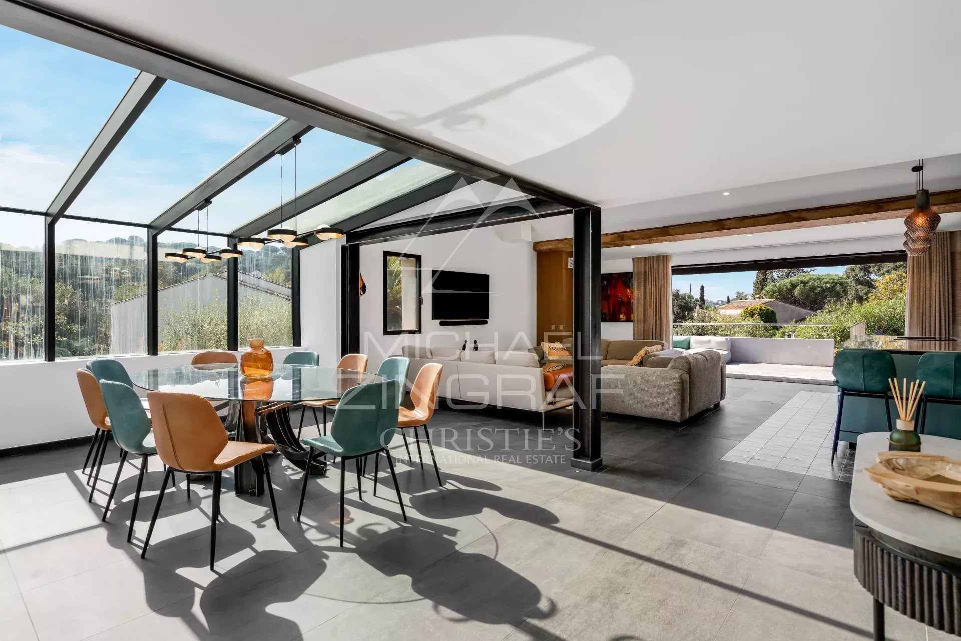 Gigaro, außergewöhnliches Haus in einer privaten Wohnanlage, nur wenige Gehminuten von den Stränden von Gigaro entfernt