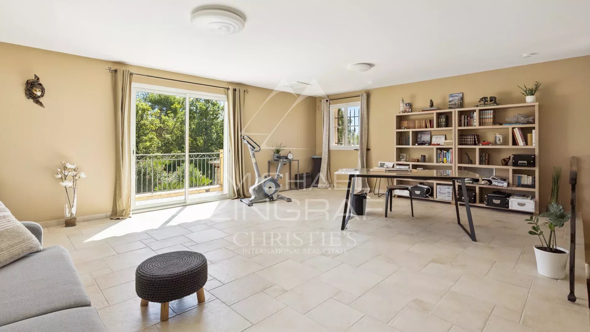 Villa avec Maison d’Amis et Piscine, au cœur d’un secteur prisé de Fayence