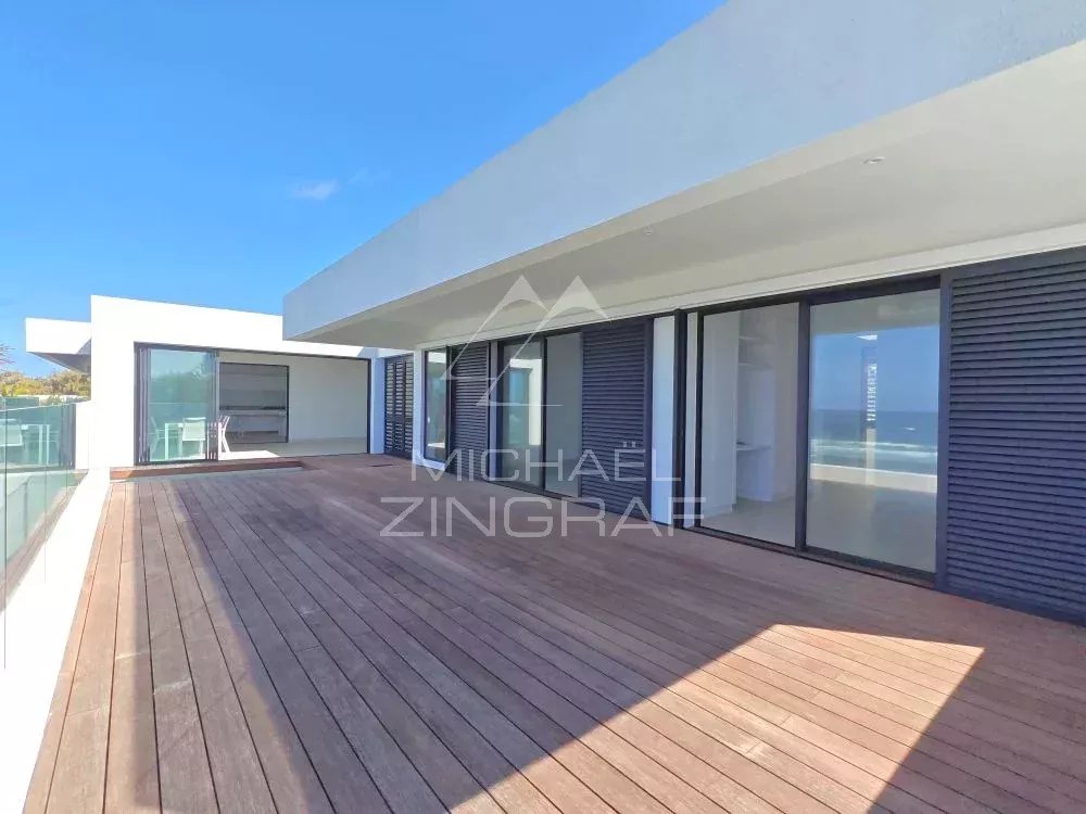 Penthouse en front de mer à Poste Lafayette